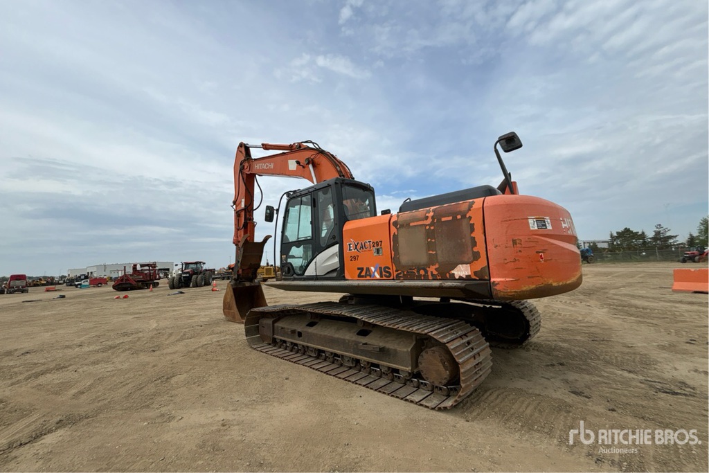 2014 Hitachi ZX250LC-5N Tracked Excavator | Ritchie Bros. Auctioneers
