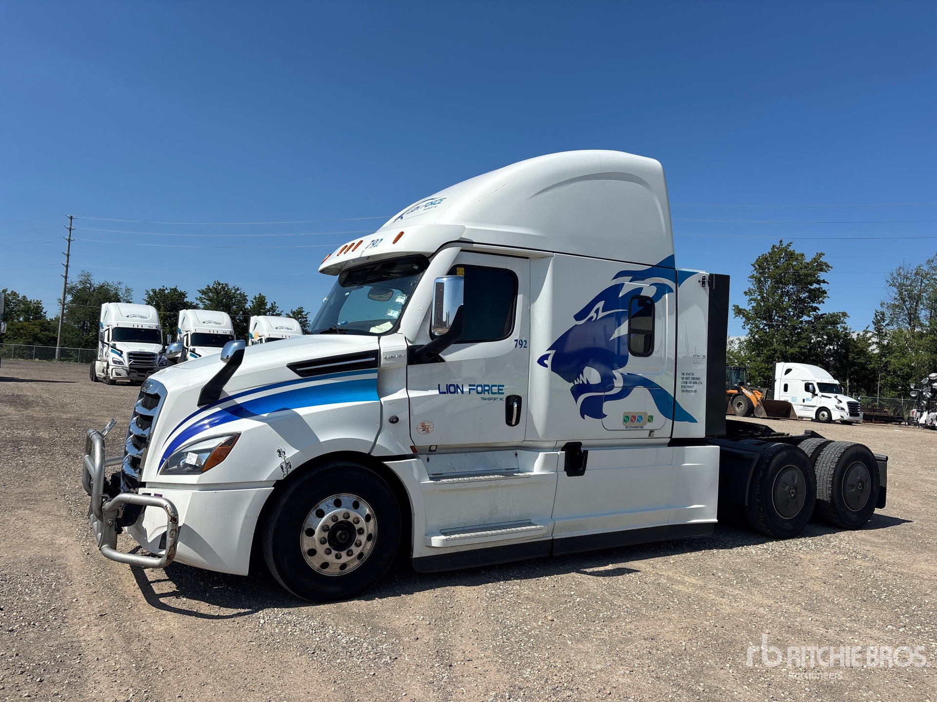 2023 Freightliner CASCADIA 126
