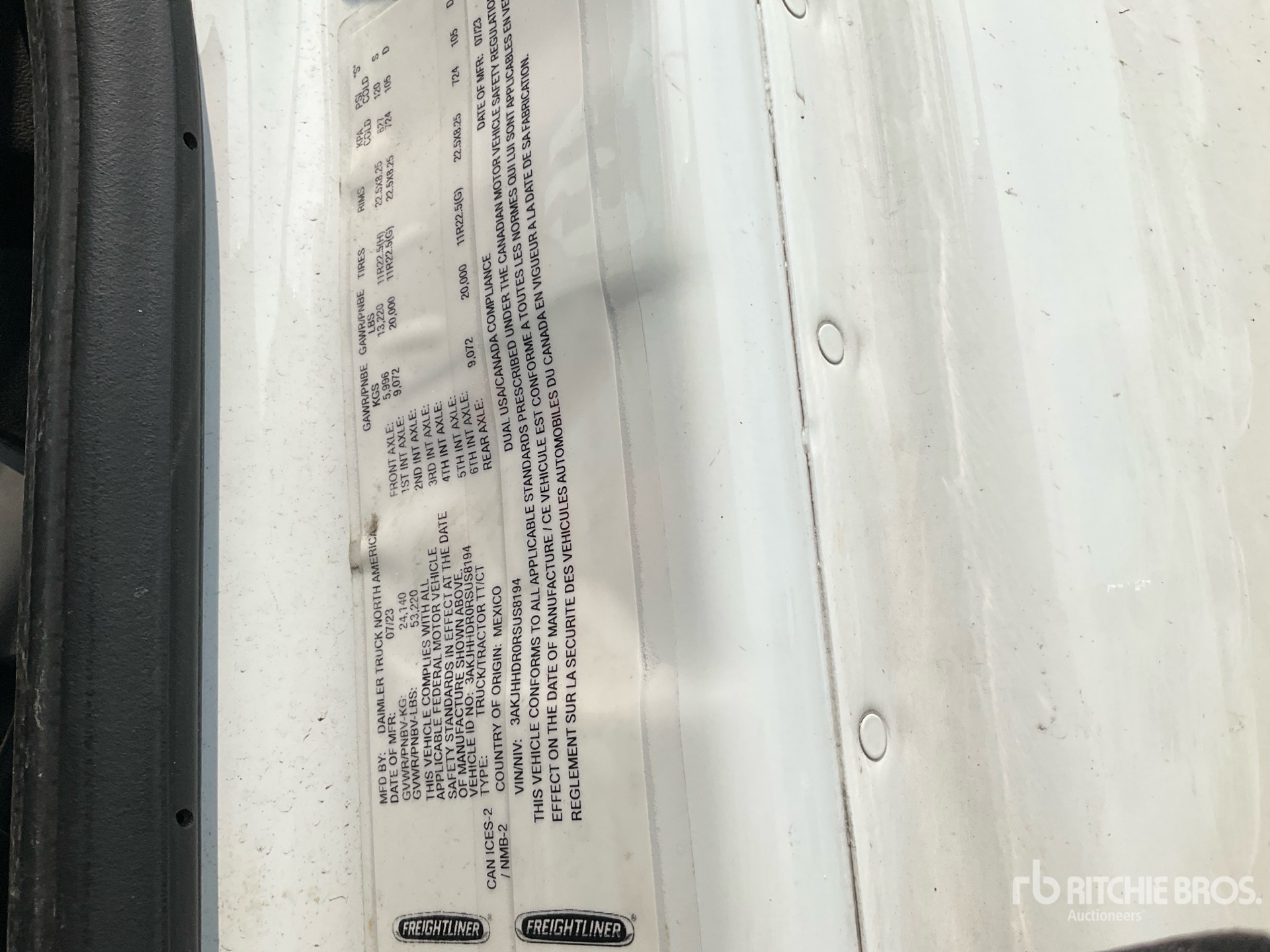 2024 Freightliner CASCADIA 126