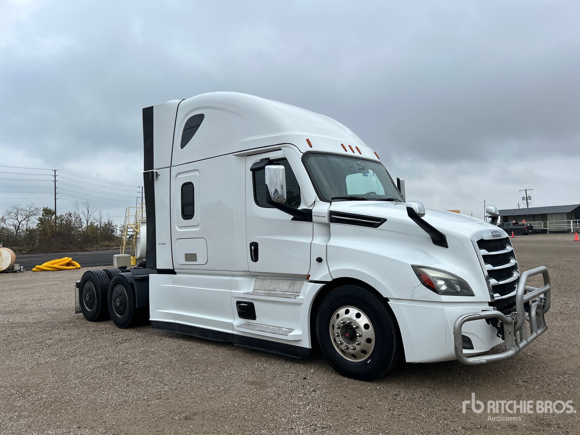 2024 Freightliner CASCADIA 126