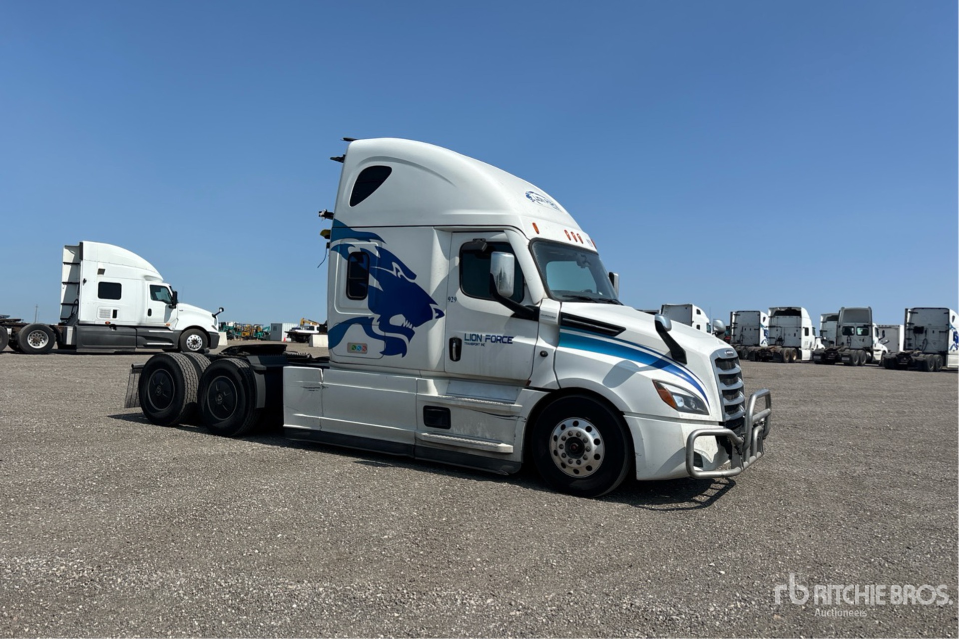 2024 Freightliner CASCADIA 126