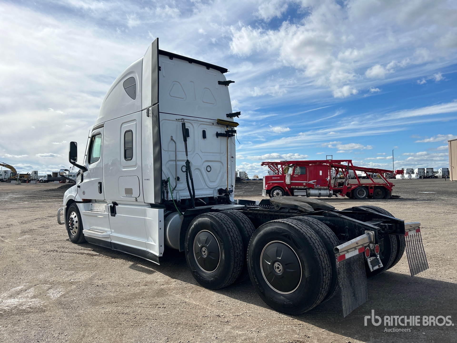 2024 Freightliner CASCADIA 126
