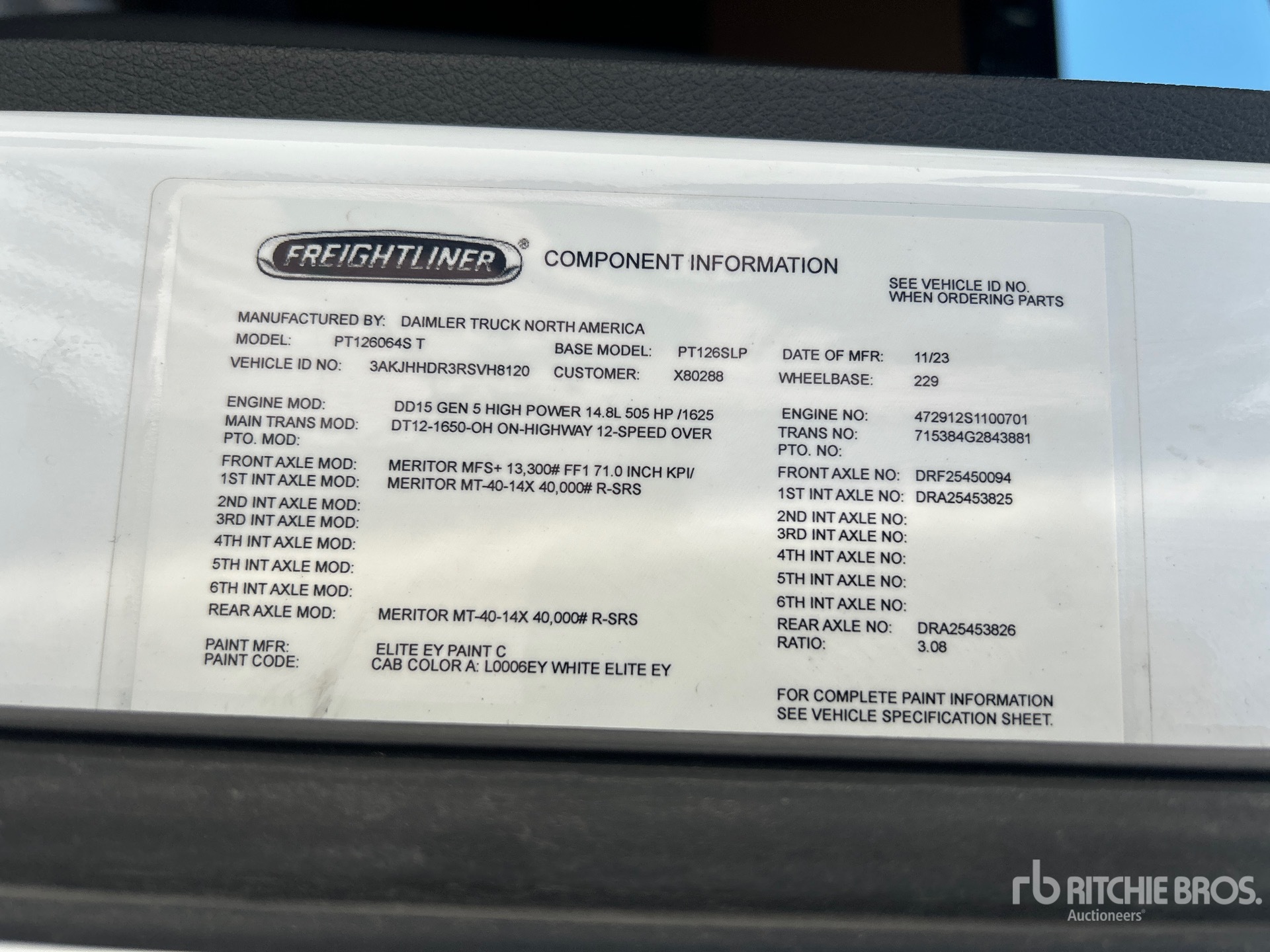 2024 Freightliner CASCADIA 126