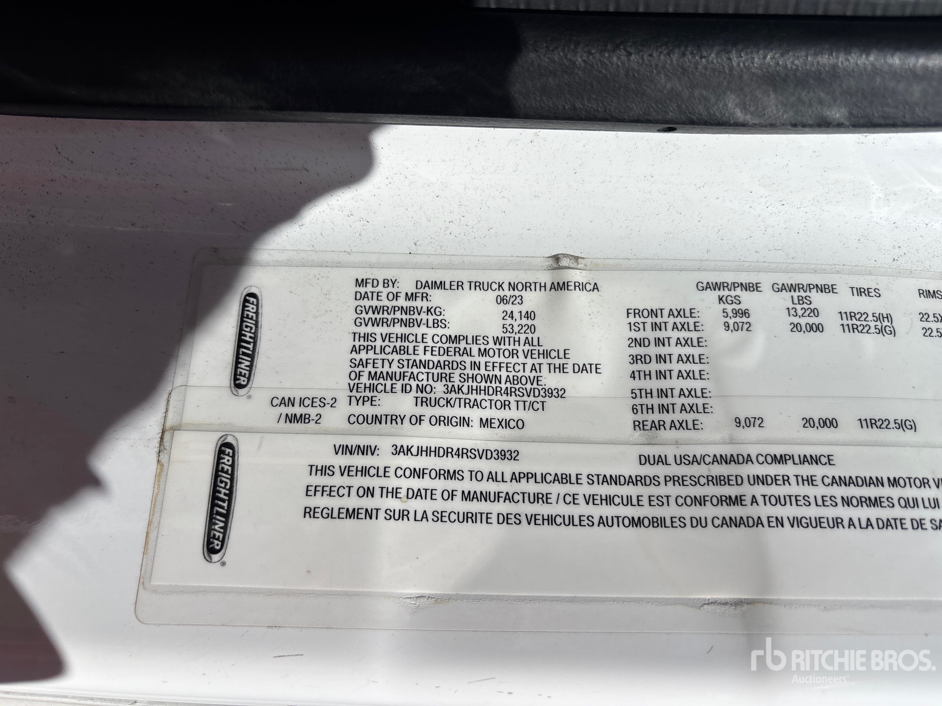 2024 Freightliner CASCADIA 126