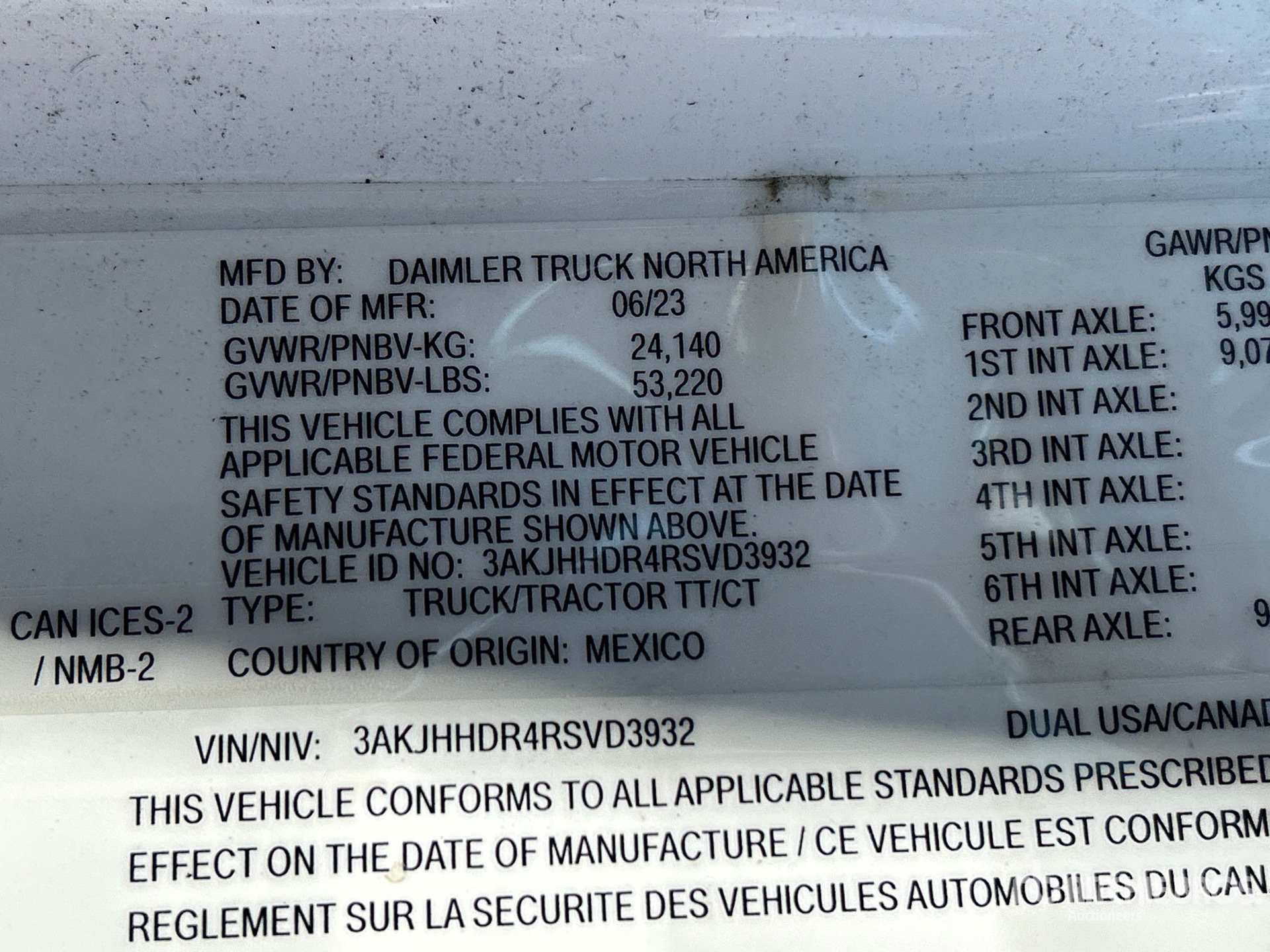 2024 Freightliner CASCADIA 126