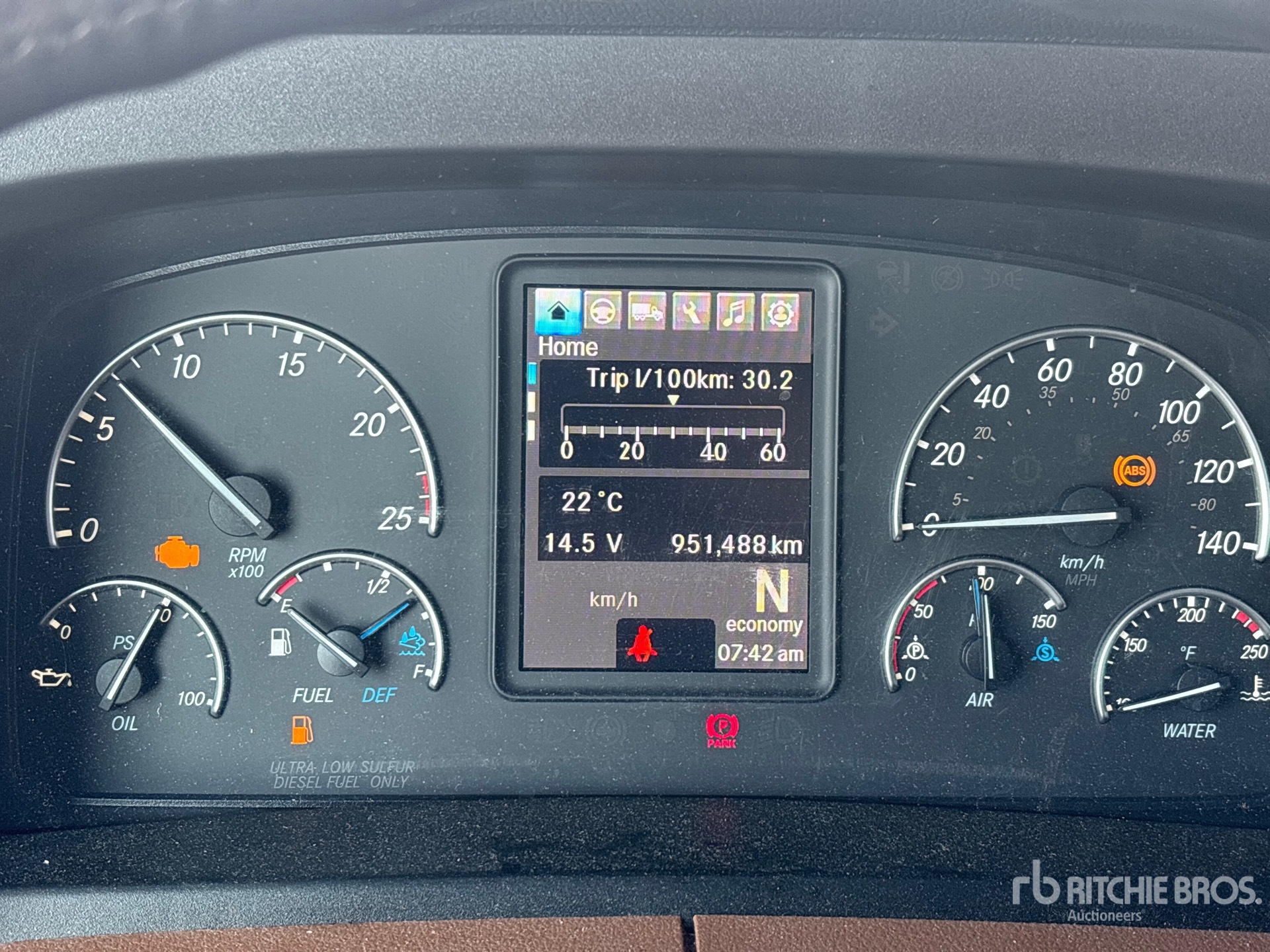 2023 Freightliner CASCADIA 126