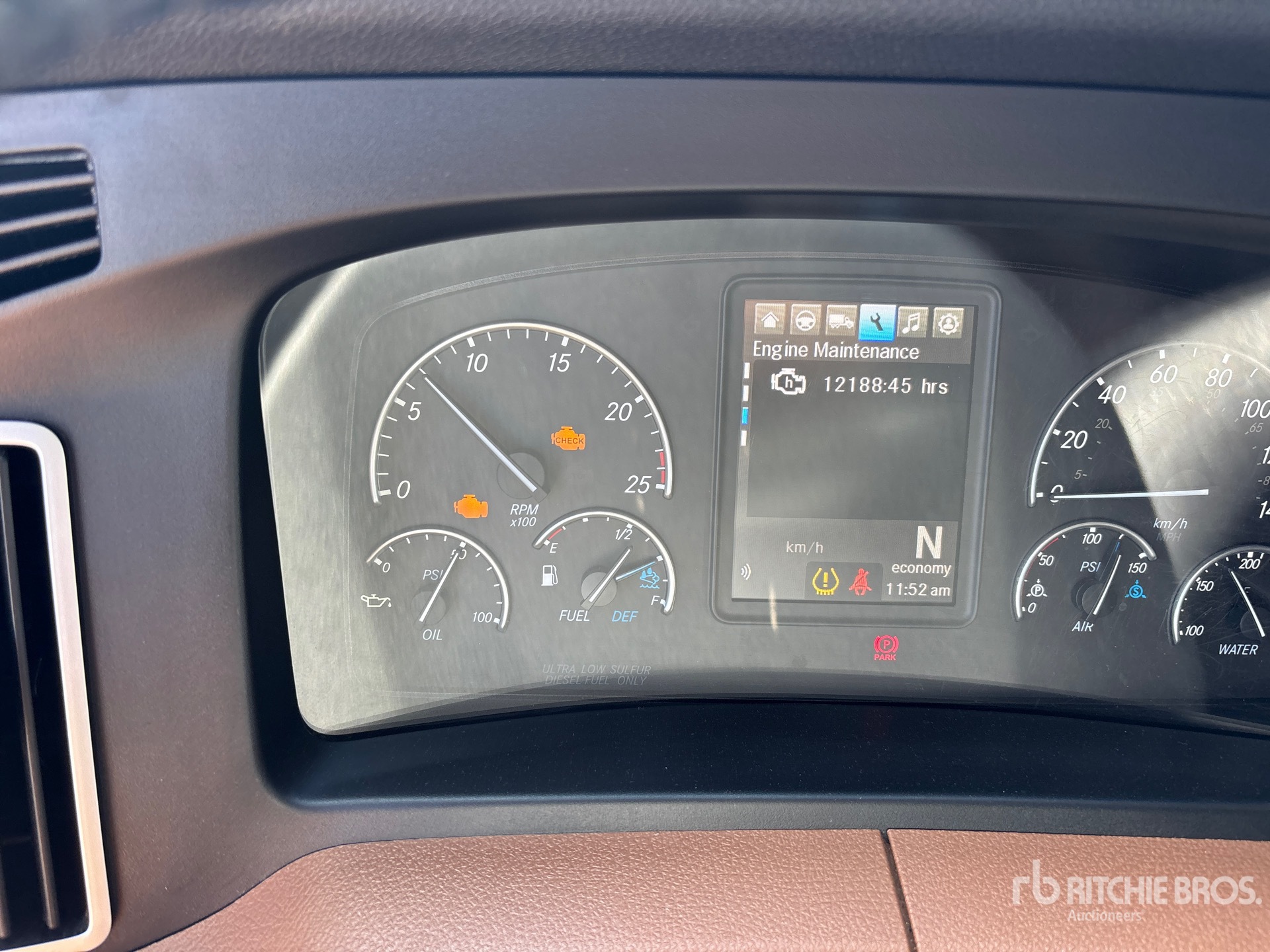 2024 Freightliner CASCADIA 126