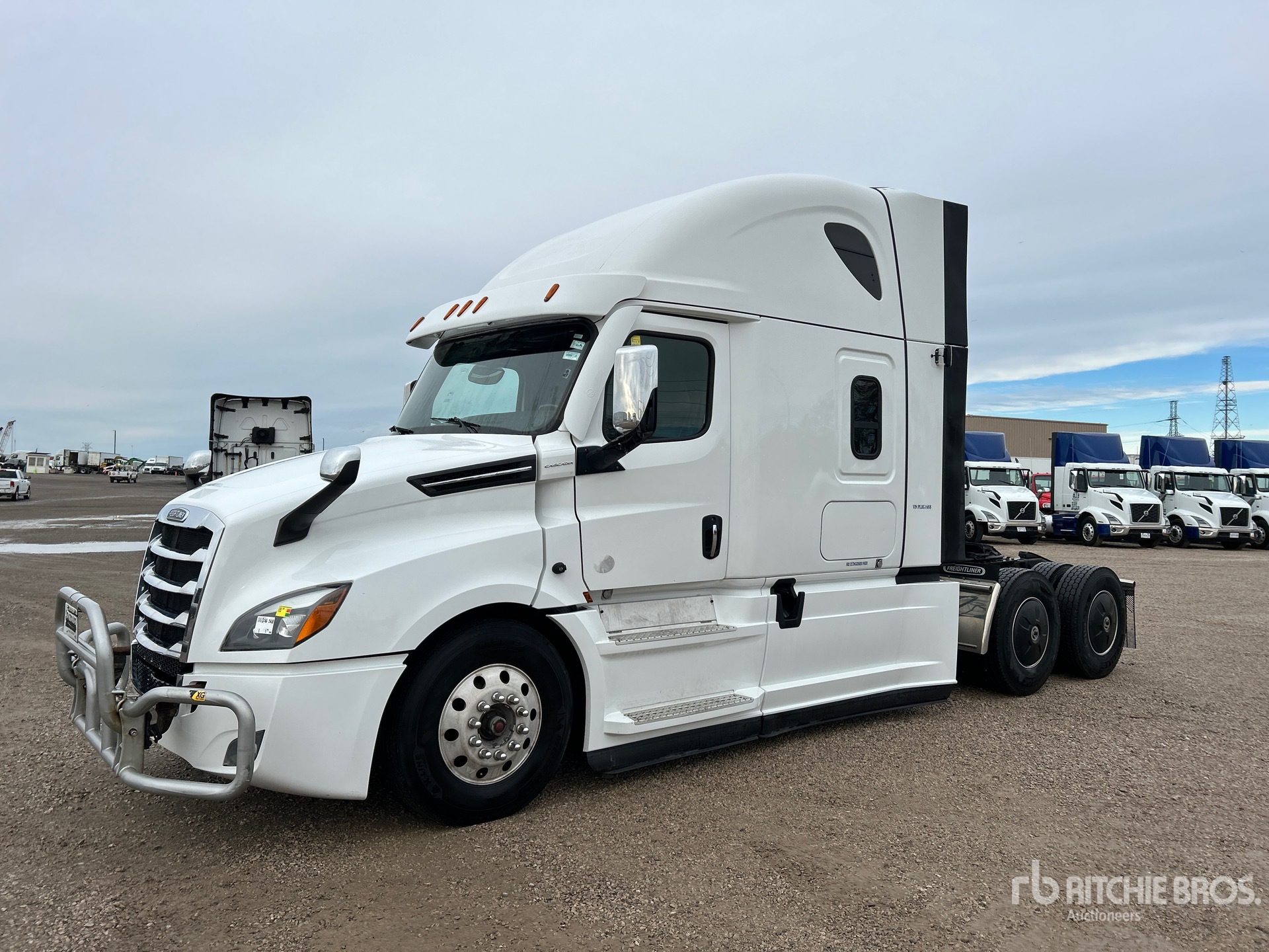 2023 Freightliner CASCADIA 126