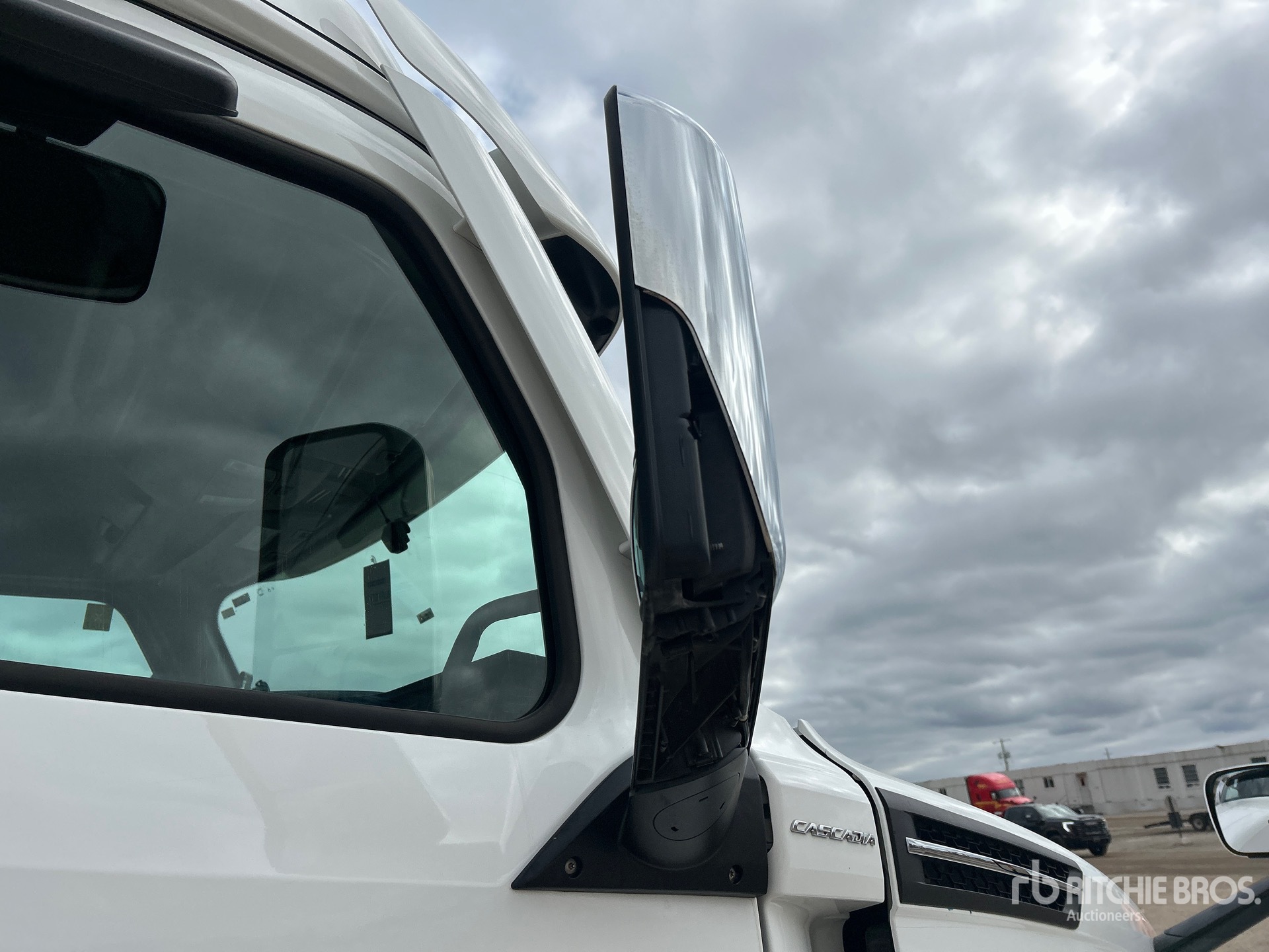 2023 Freightliner CASCADIA 126