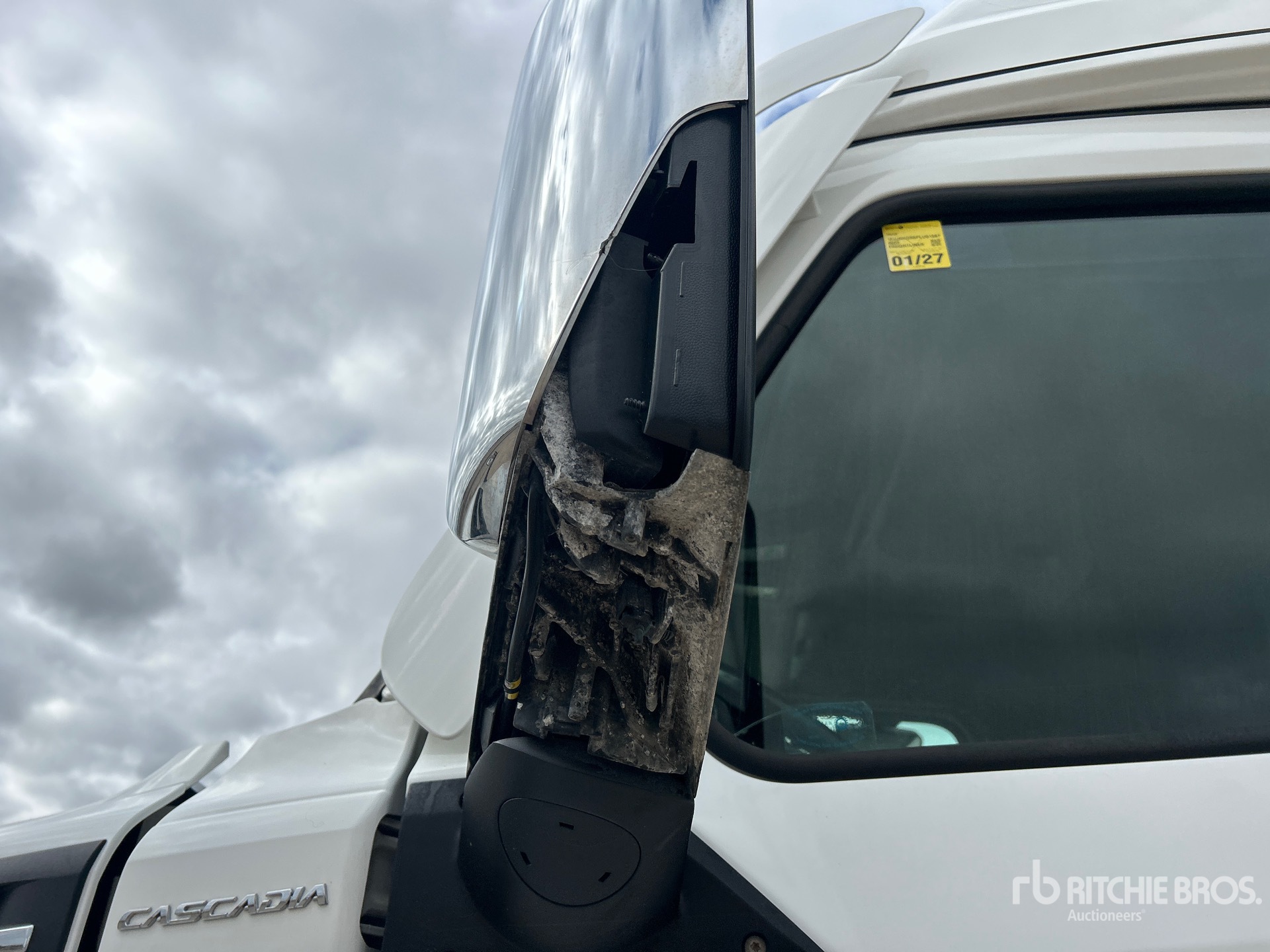 2023 Freightliner CASCADIA 126