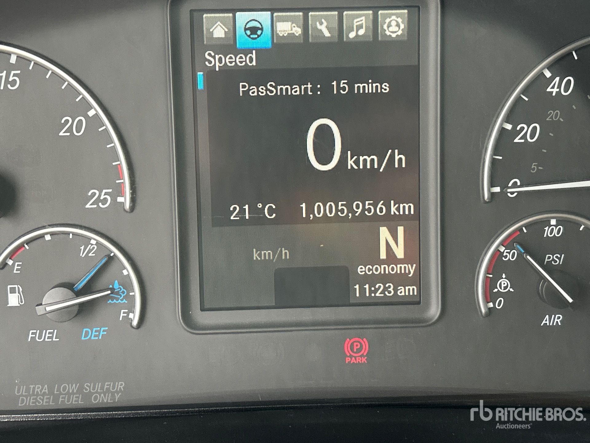 2023 Freightliner CASCADIA 126