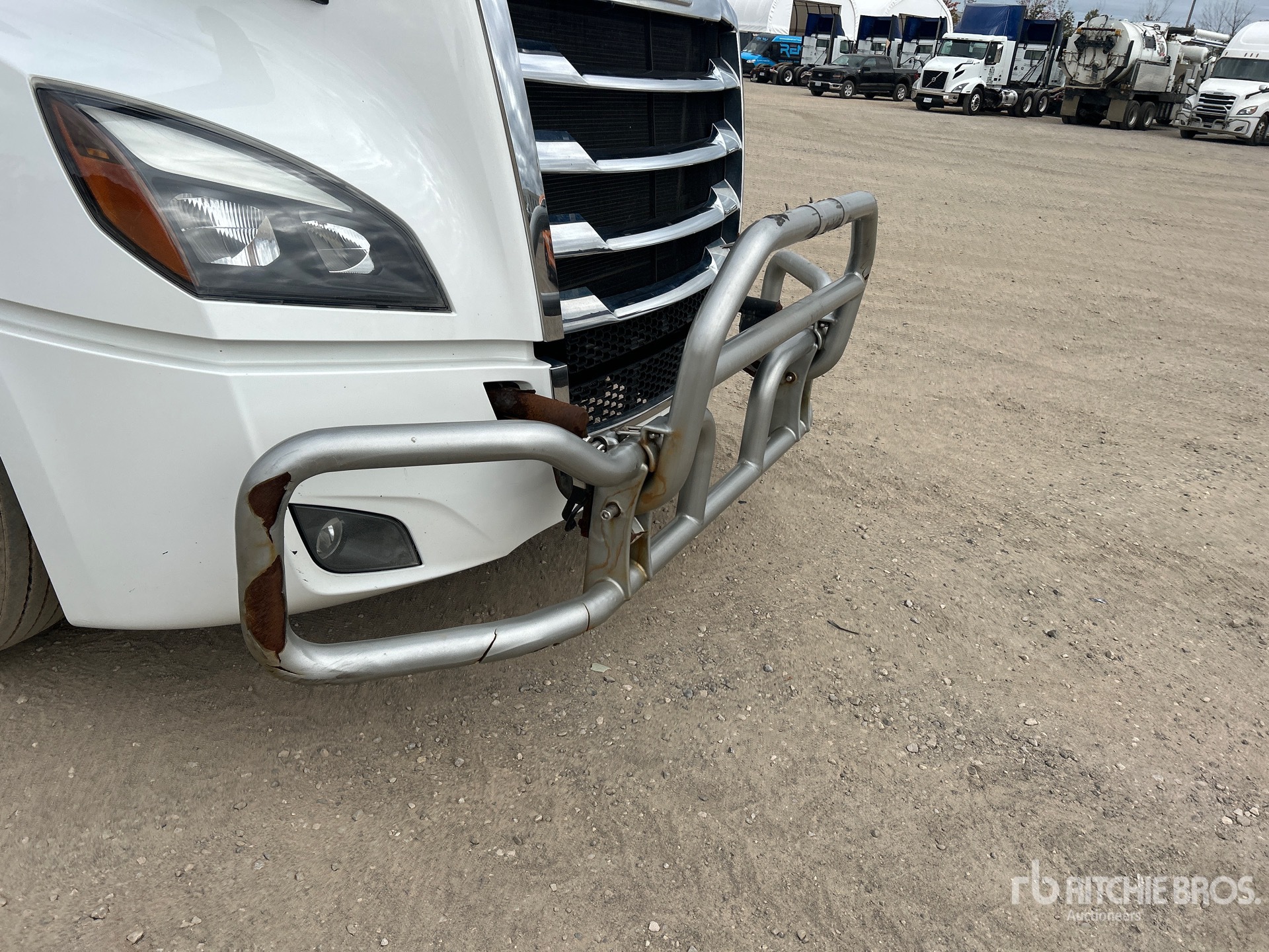 2023 Freightliner CASCADIA 126