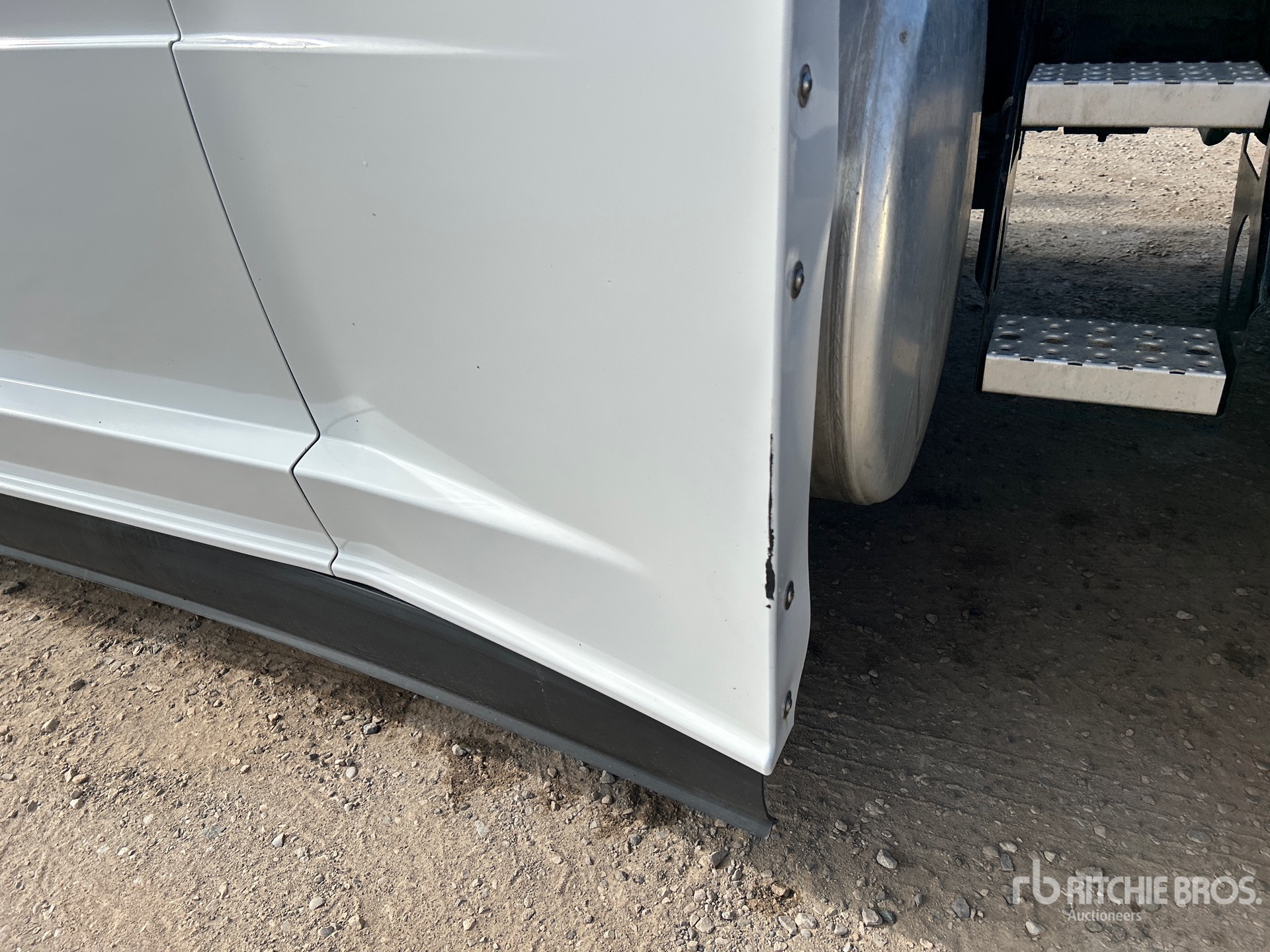 2023 Freightliner CASCADIA 126