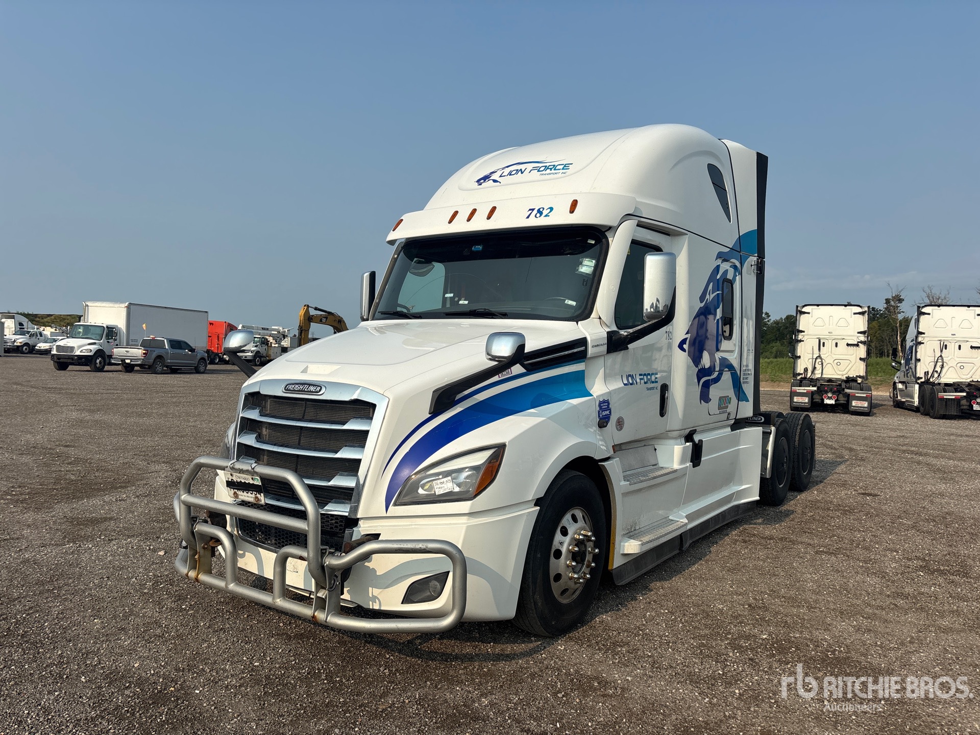 2023 Freightliner CASCADIA 126