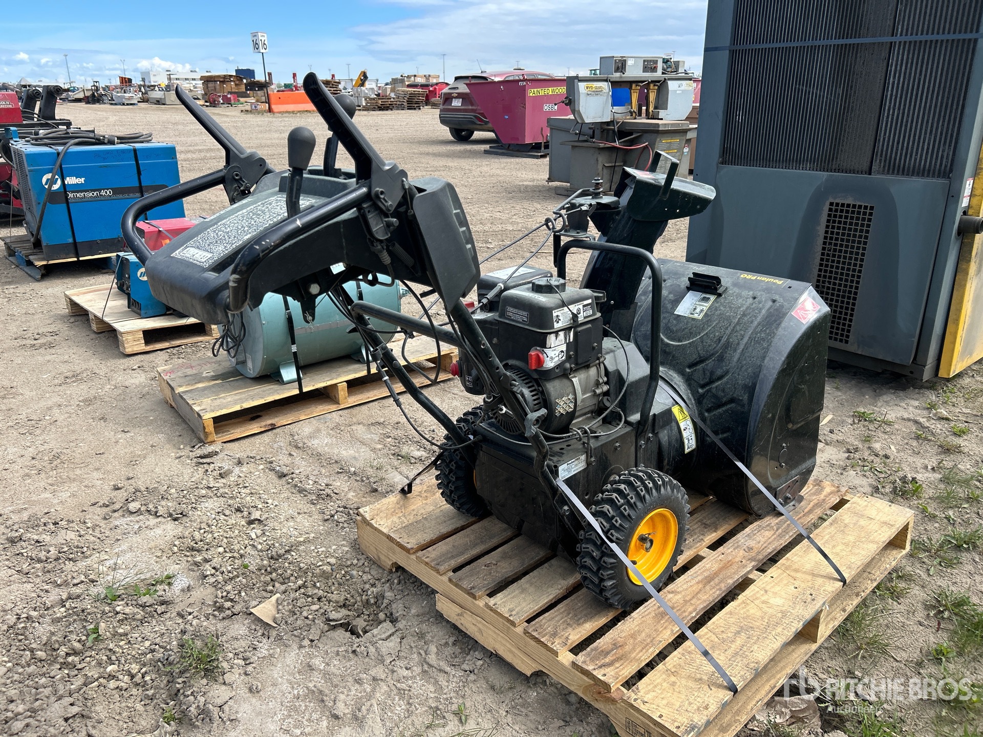 General Appearance with Picture, Right Rear Corner