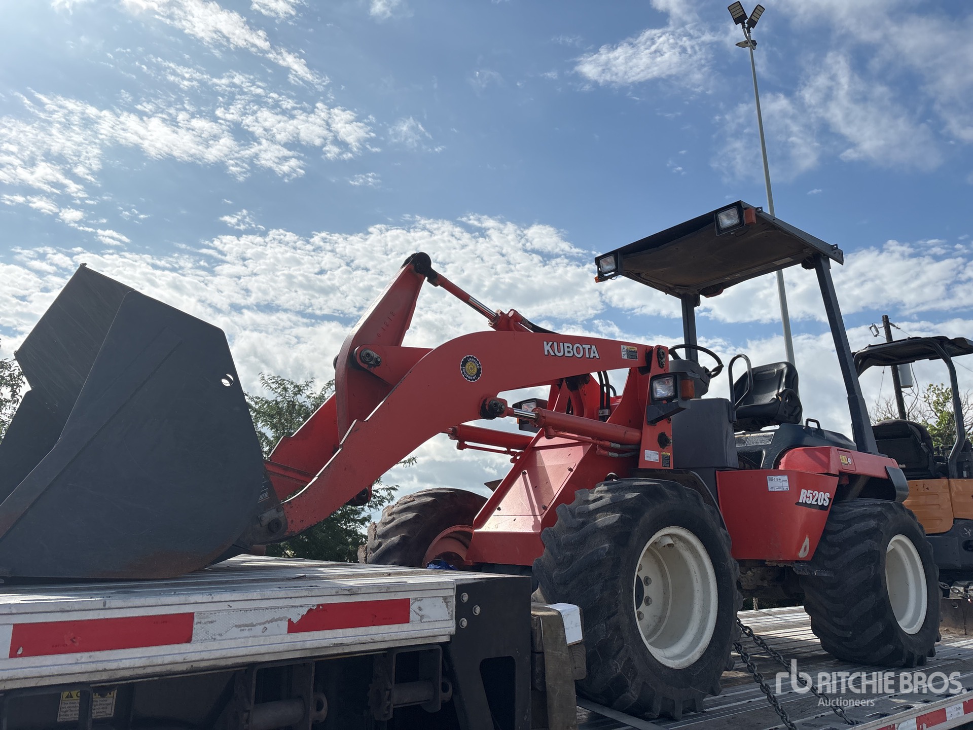 Photo of a 2014 Kubota R520S