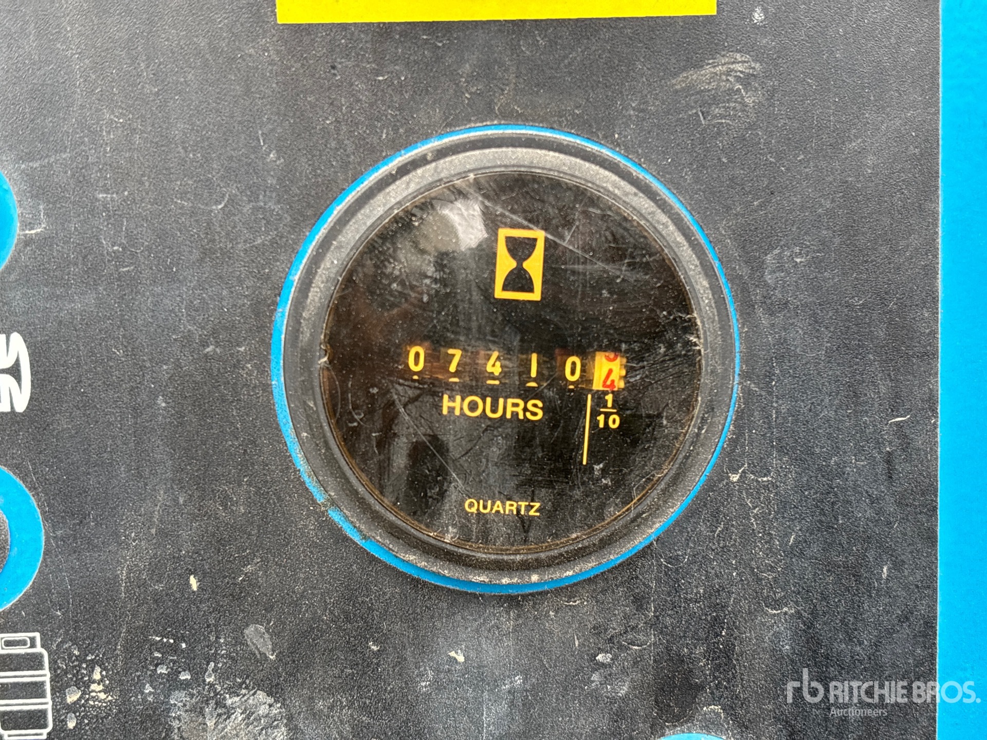 General Appearance with Hour Meter / Odometer
