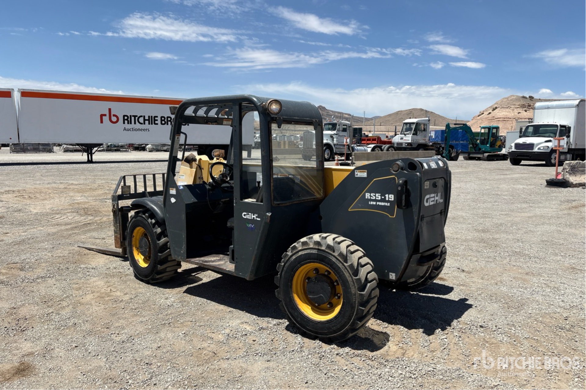 General Appearance with Picture, Left Rear Corner