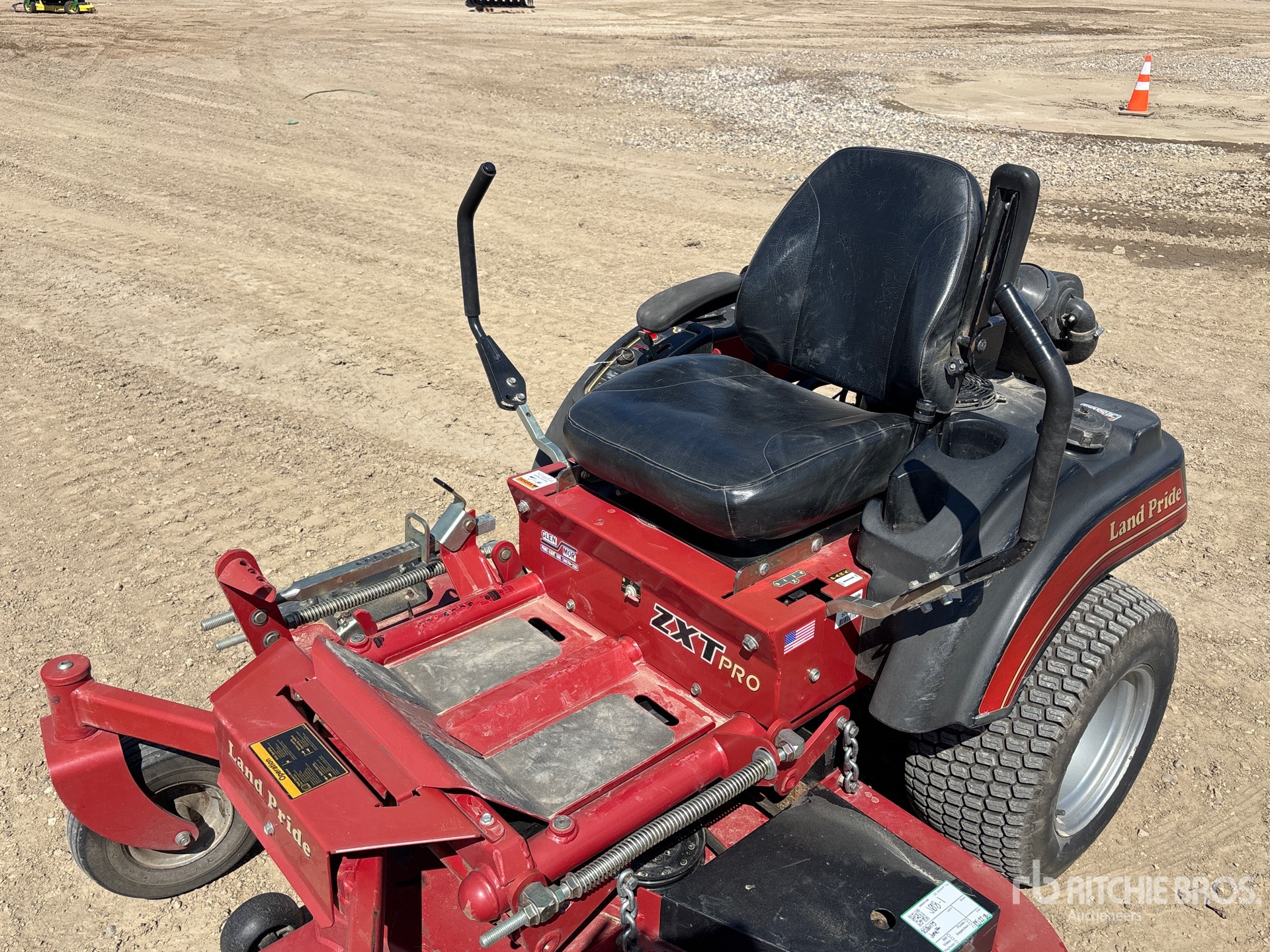Land Pride ZXT Pro Zero-Turn Lawn Mower | Ritchie Bros. Auctioneers