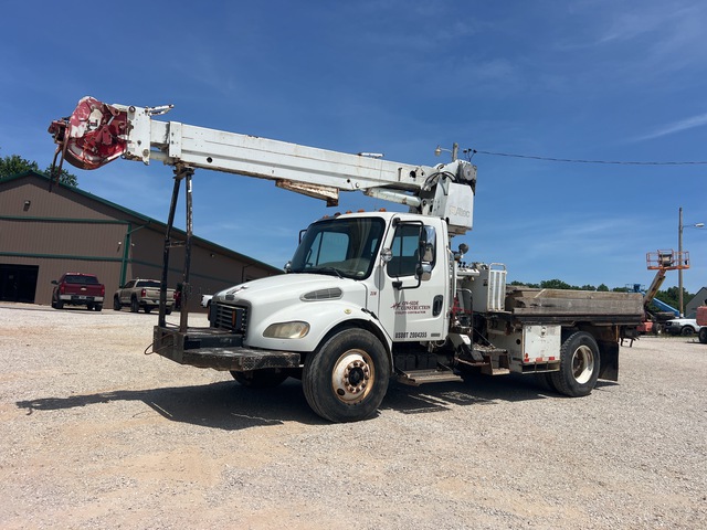 2007 Freightliner M2106 no issues running truck Boom Truck