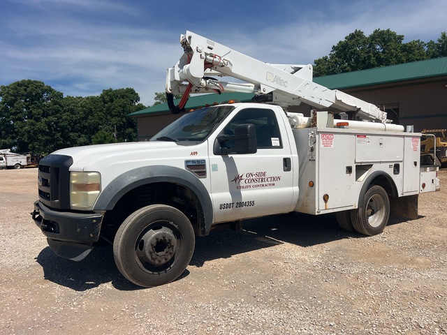 Altec 37 ft on 2008 Ford F-550 XL 4x2 Bucket Truck