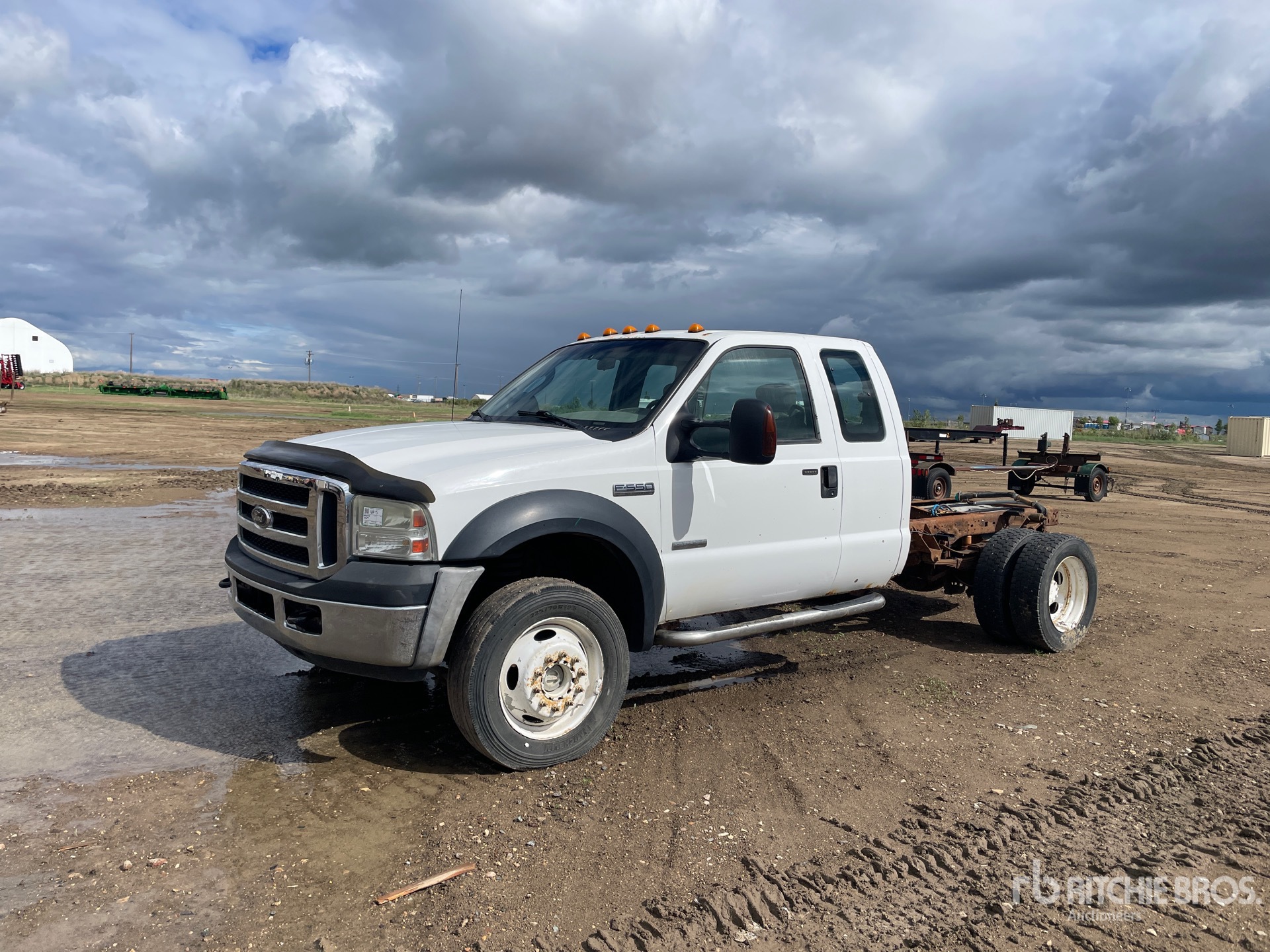 Photo of a 2007 Ford F-550