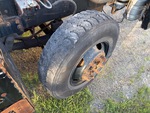 Underbody with Right Steer Tire