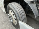 Underbody with Right Steer Tire