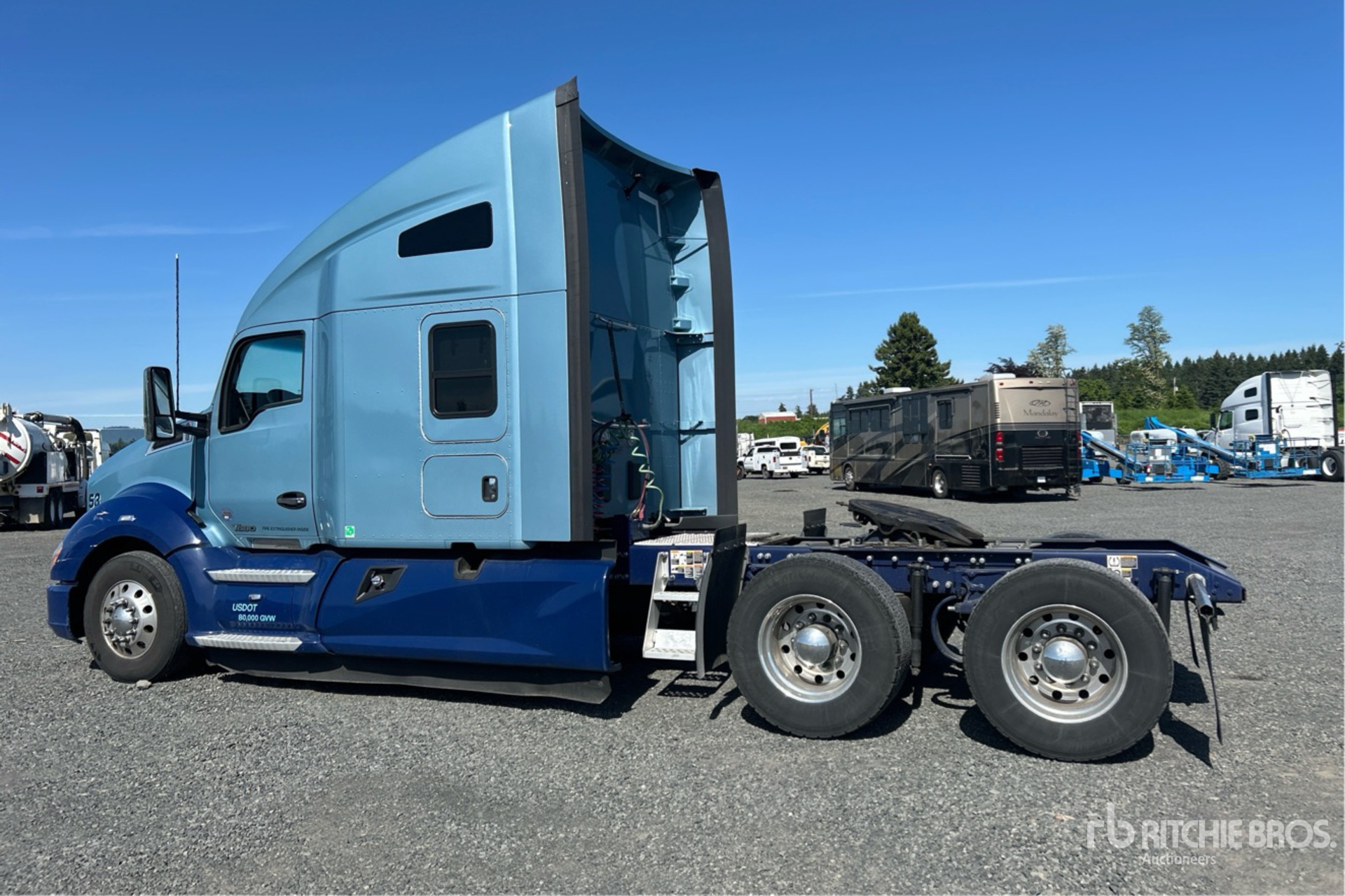 General Appearance with Picture, Left Rear Corner