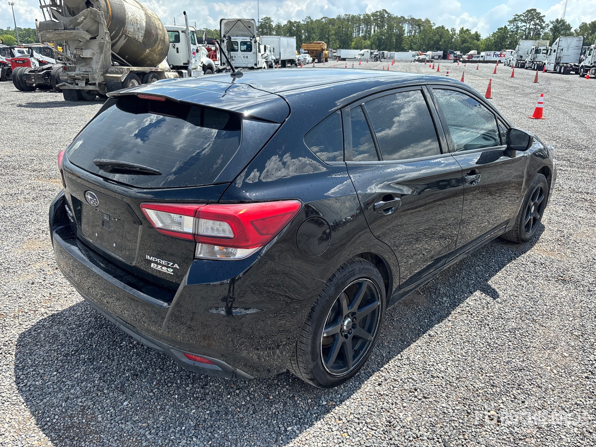 General Appearance with Picture, Right Rear Corner