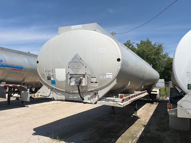 1996 Fruehauf T/A Tanker Trailer