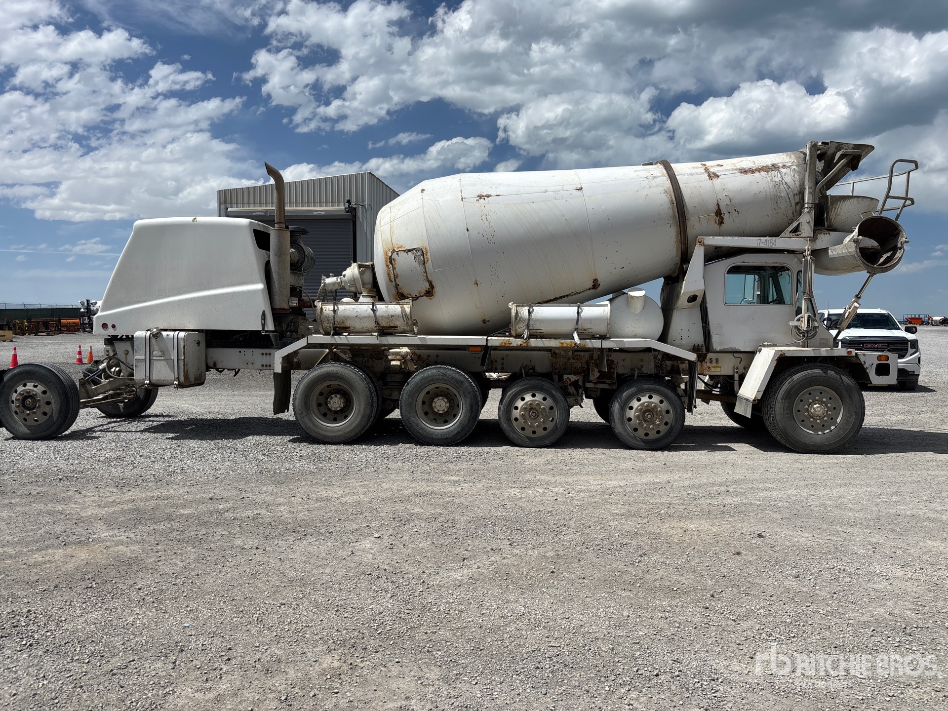 Photo of a 2007 Oshkosh S SERIES