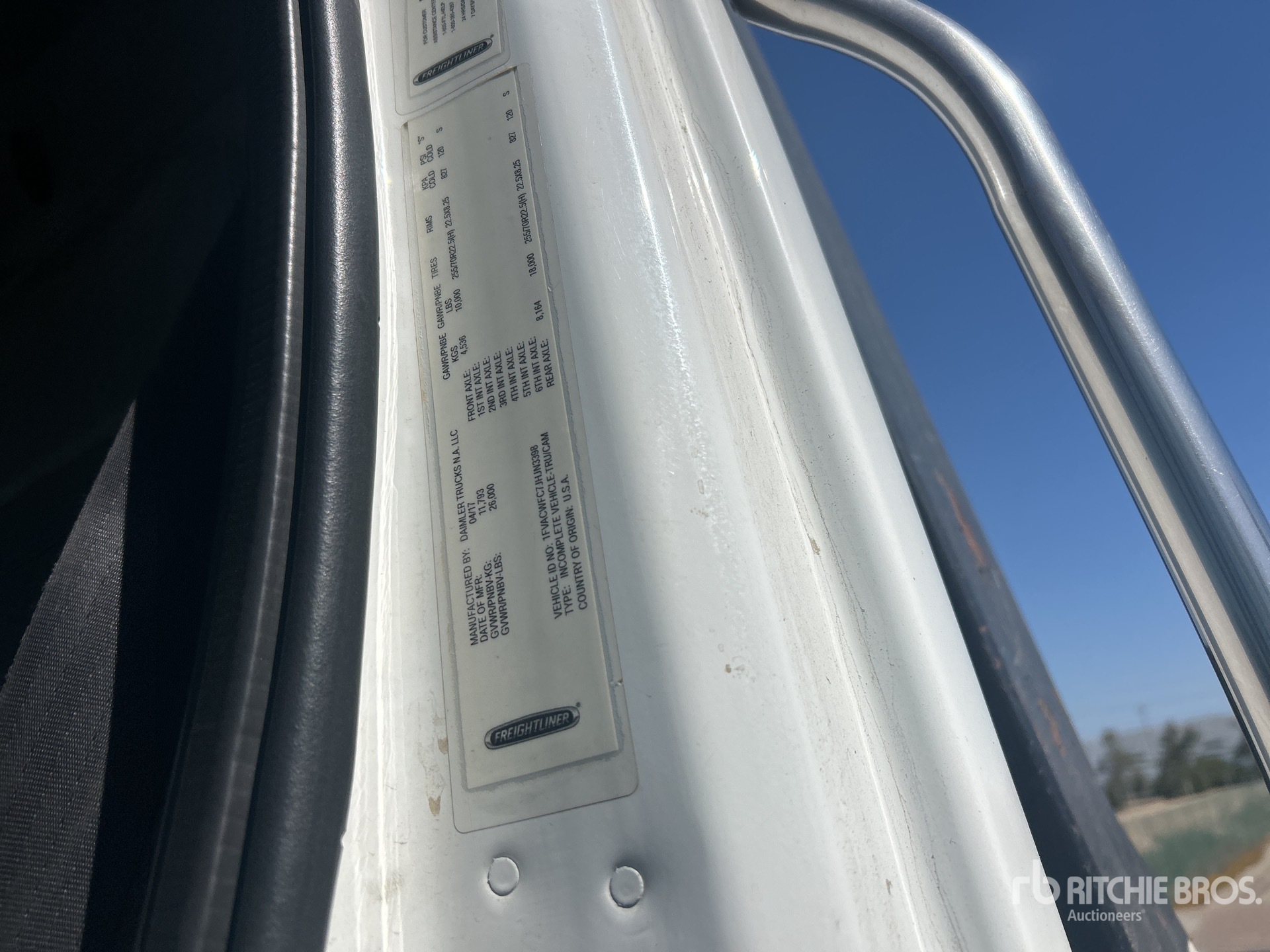 Photo of a 2018 Freightliner M2 106