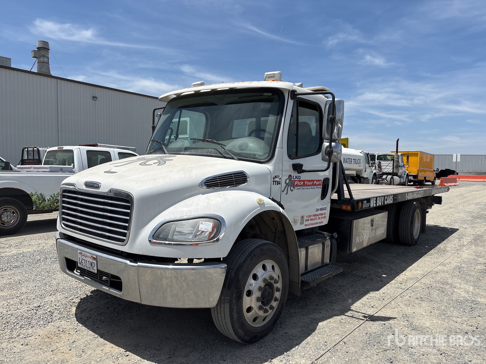 Photo of a 2019 Freightliner M2 106
