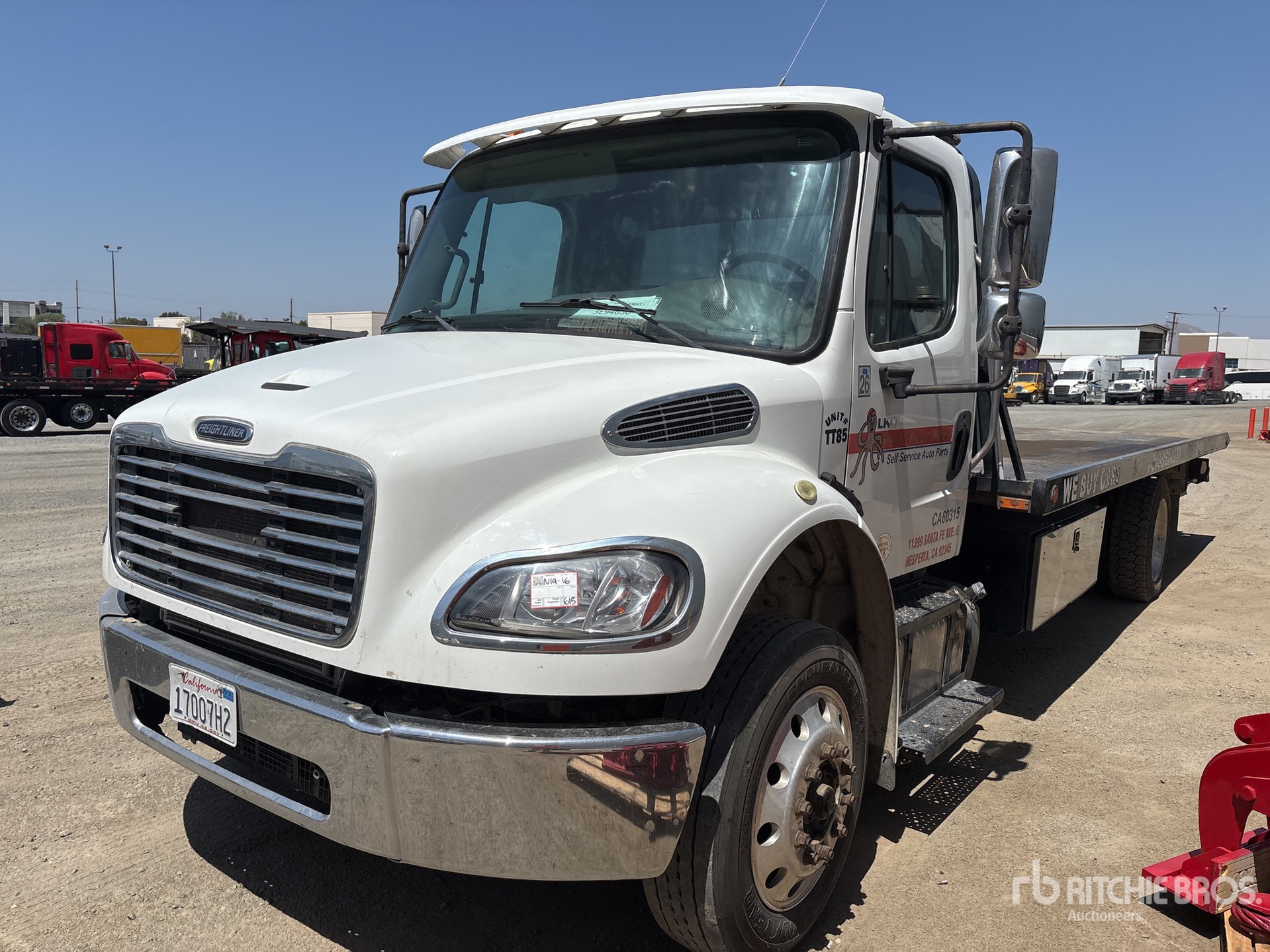 Photo of a 2018 Freightliner M2 106