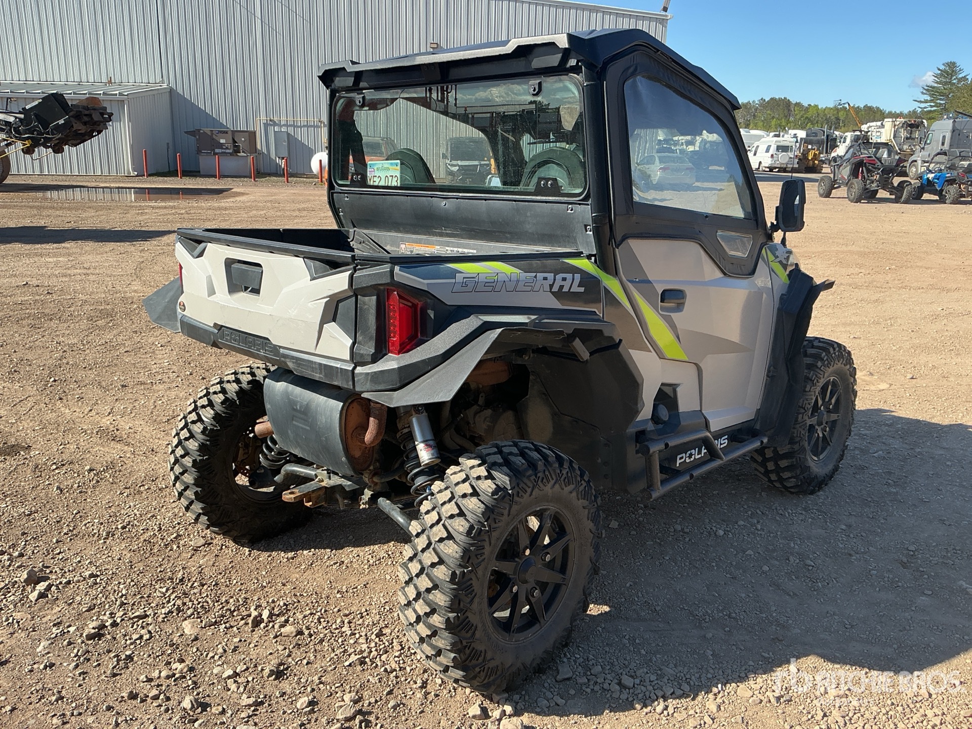 General Appearance with Picture, Right Rear Corner
