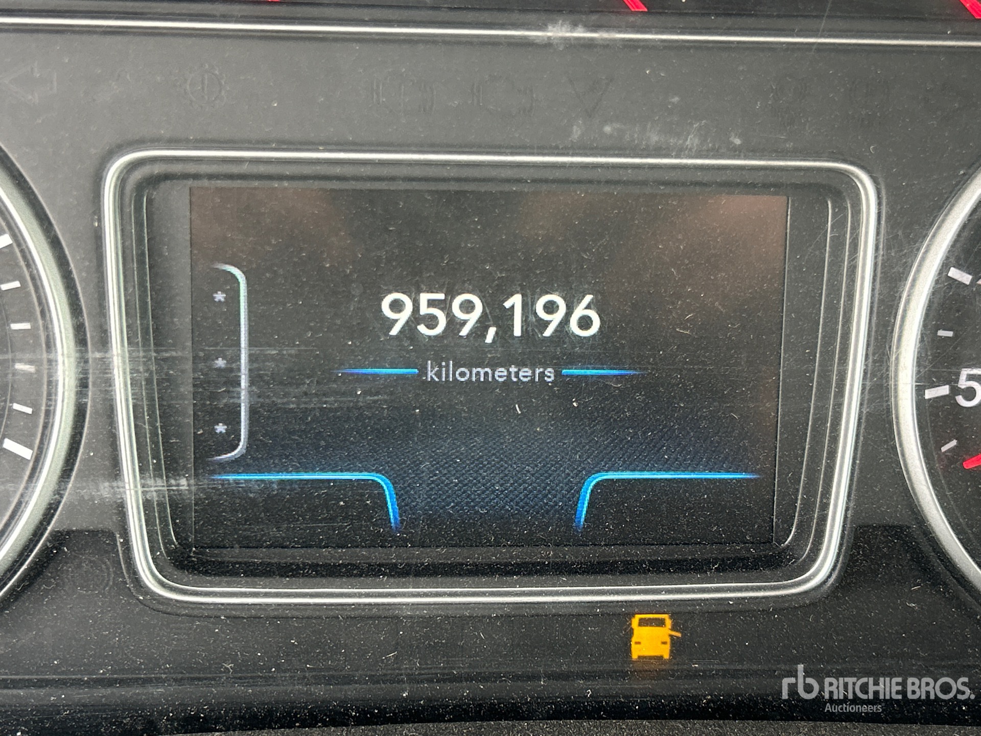General Appearance with Hour Meter / Odometer