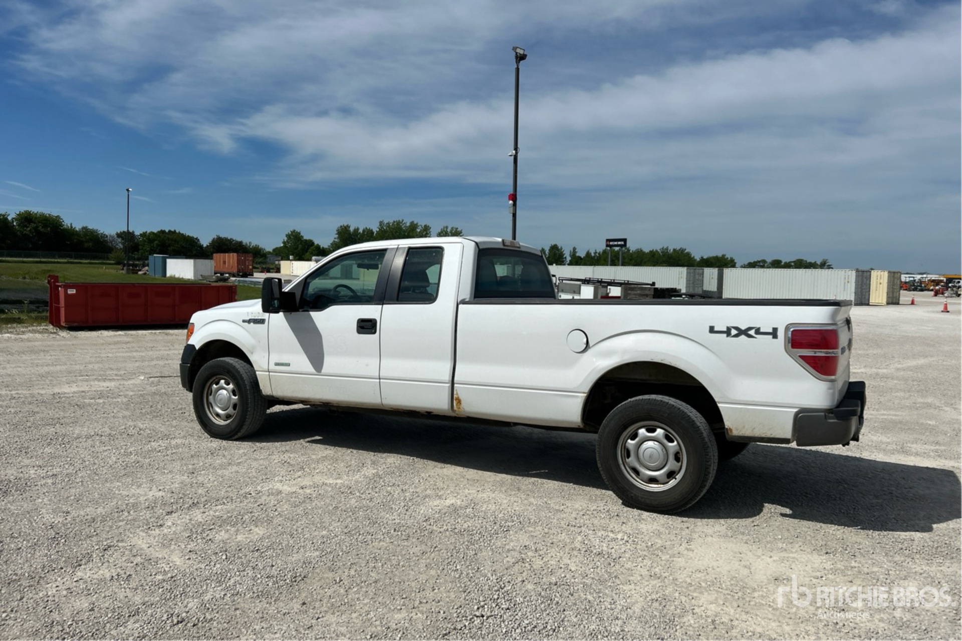 General Appearance with Picture, Left Rear Corner