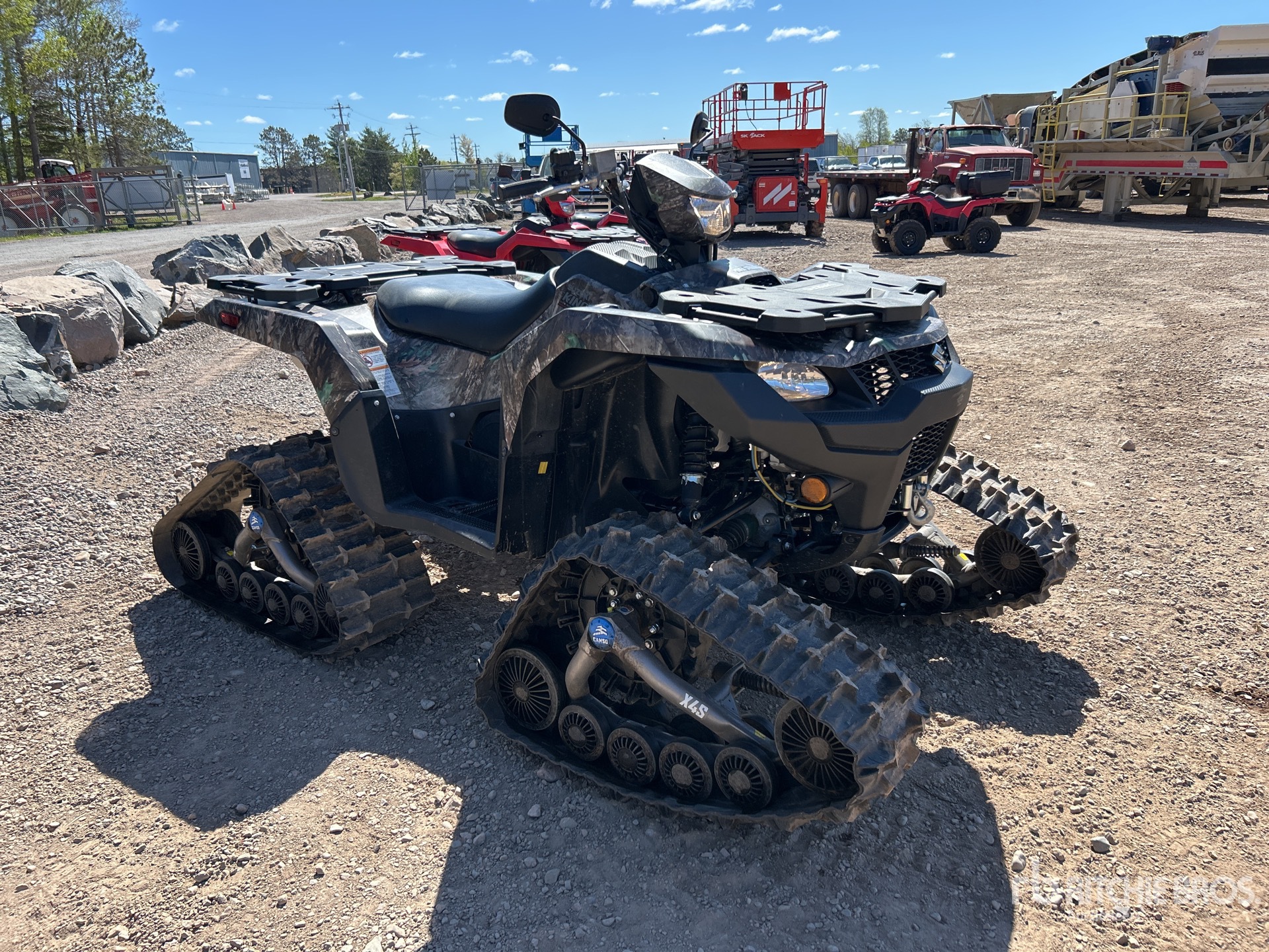 General Appearance with Picture, Right Front Corner