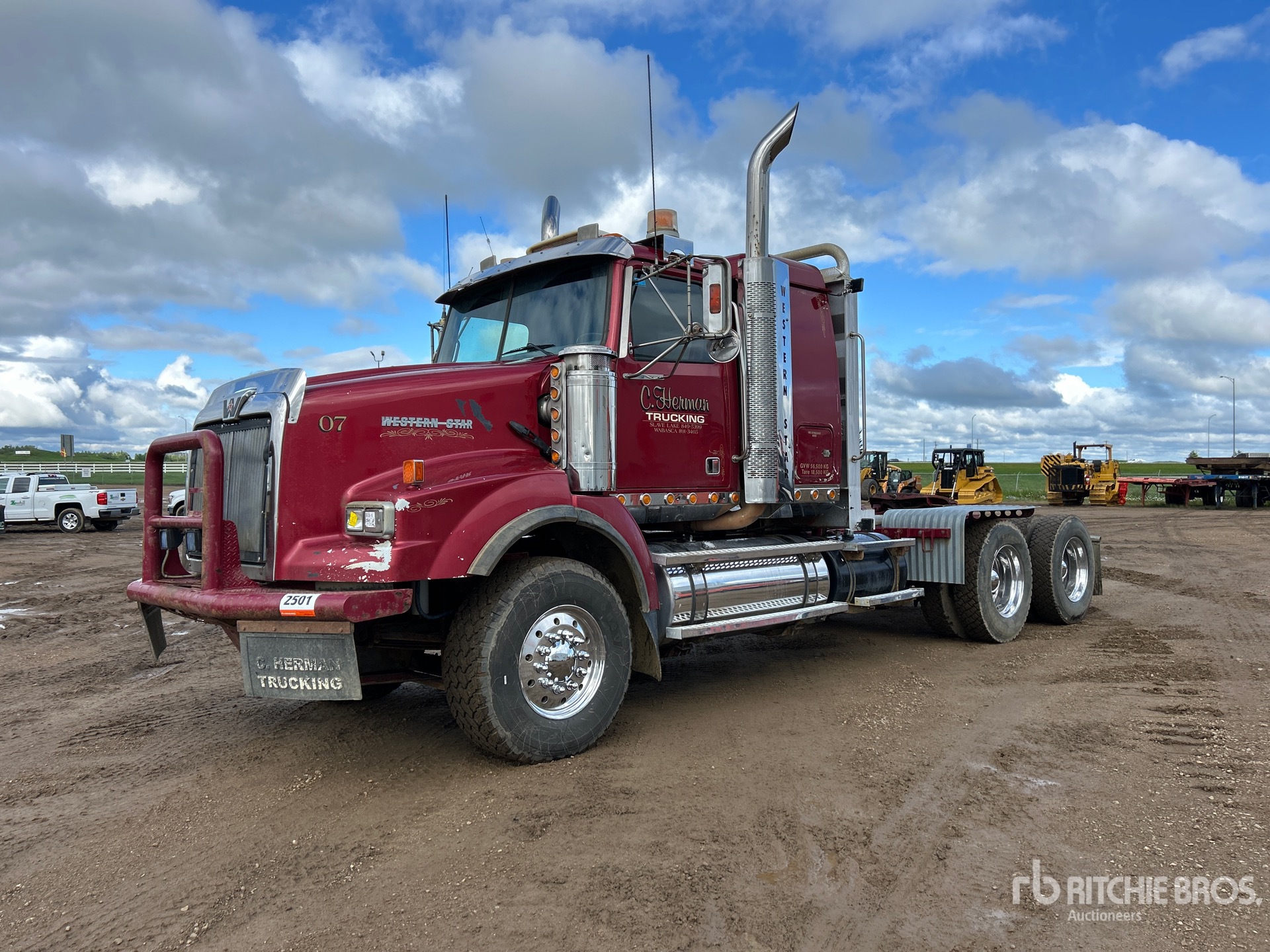 Photo of a 2003 Western Star 4900