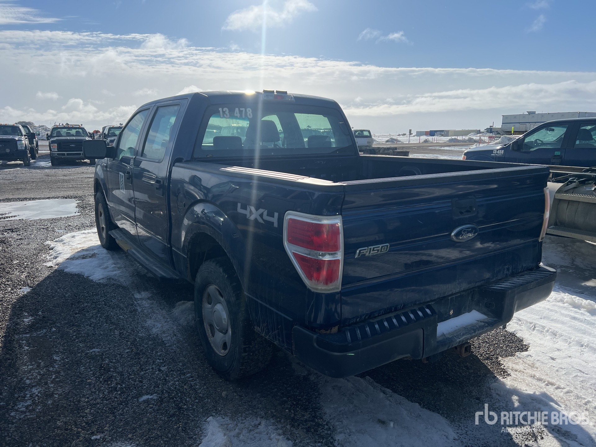 General Appearance with Picture, Left Rear Corner