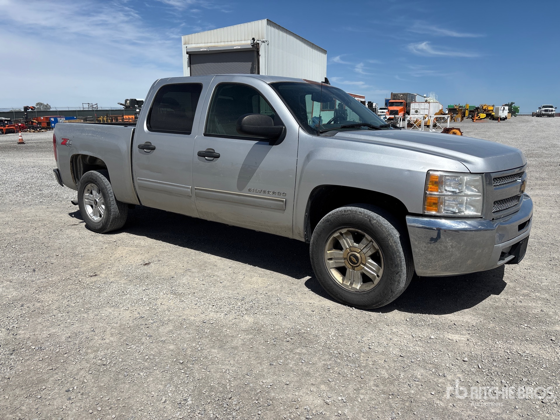 General Appearance with Picture, Right Front Corner