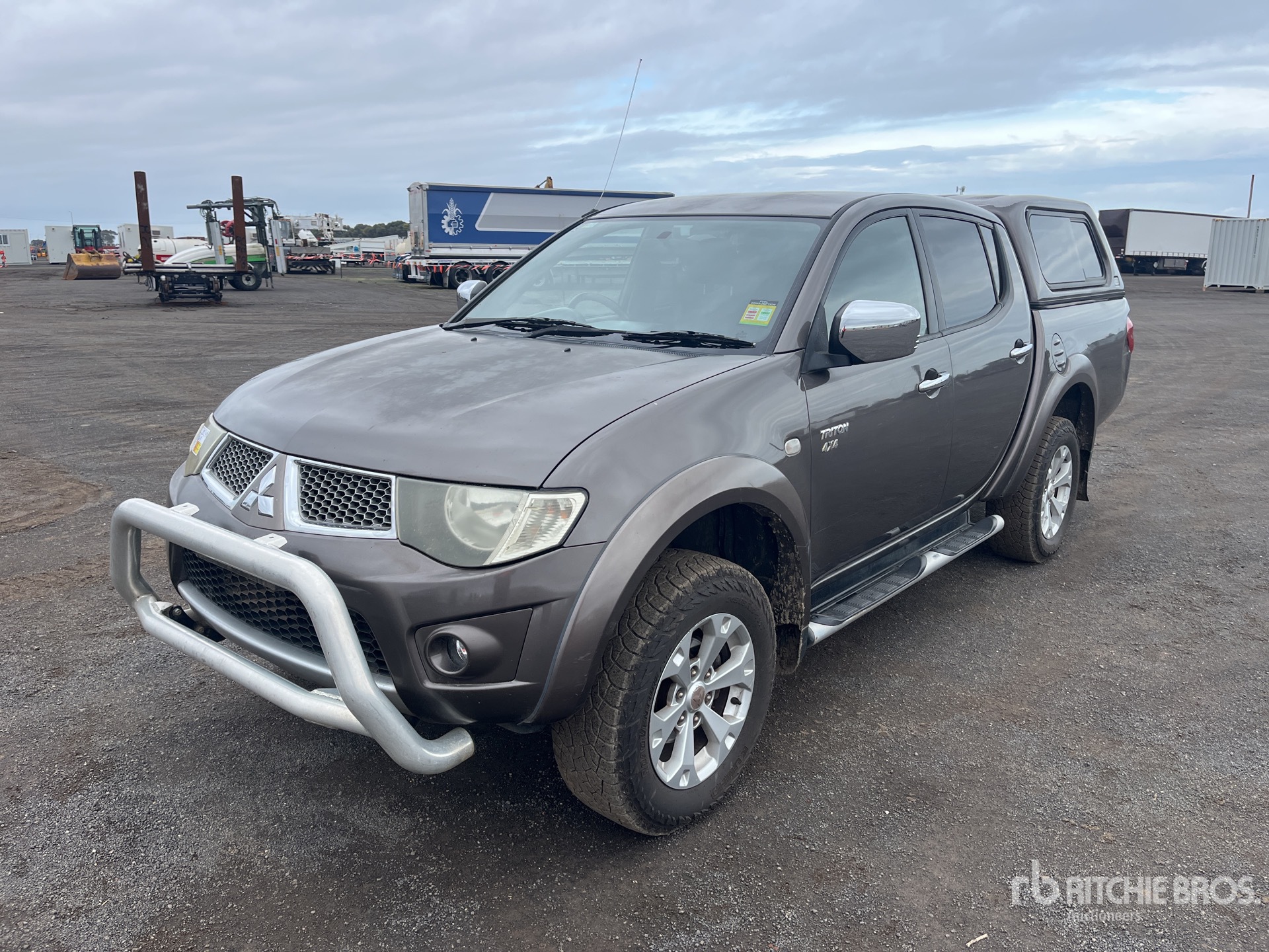 General Appearance with Picture, Right Front Corner