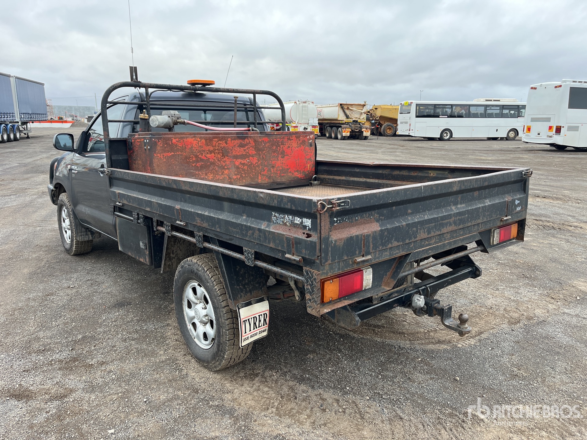 General Appearance with Picture, Right Rear Corner
