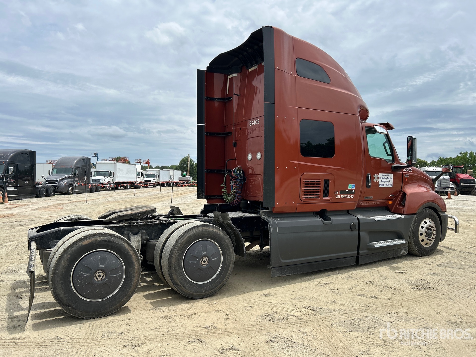 2024 International LT625
