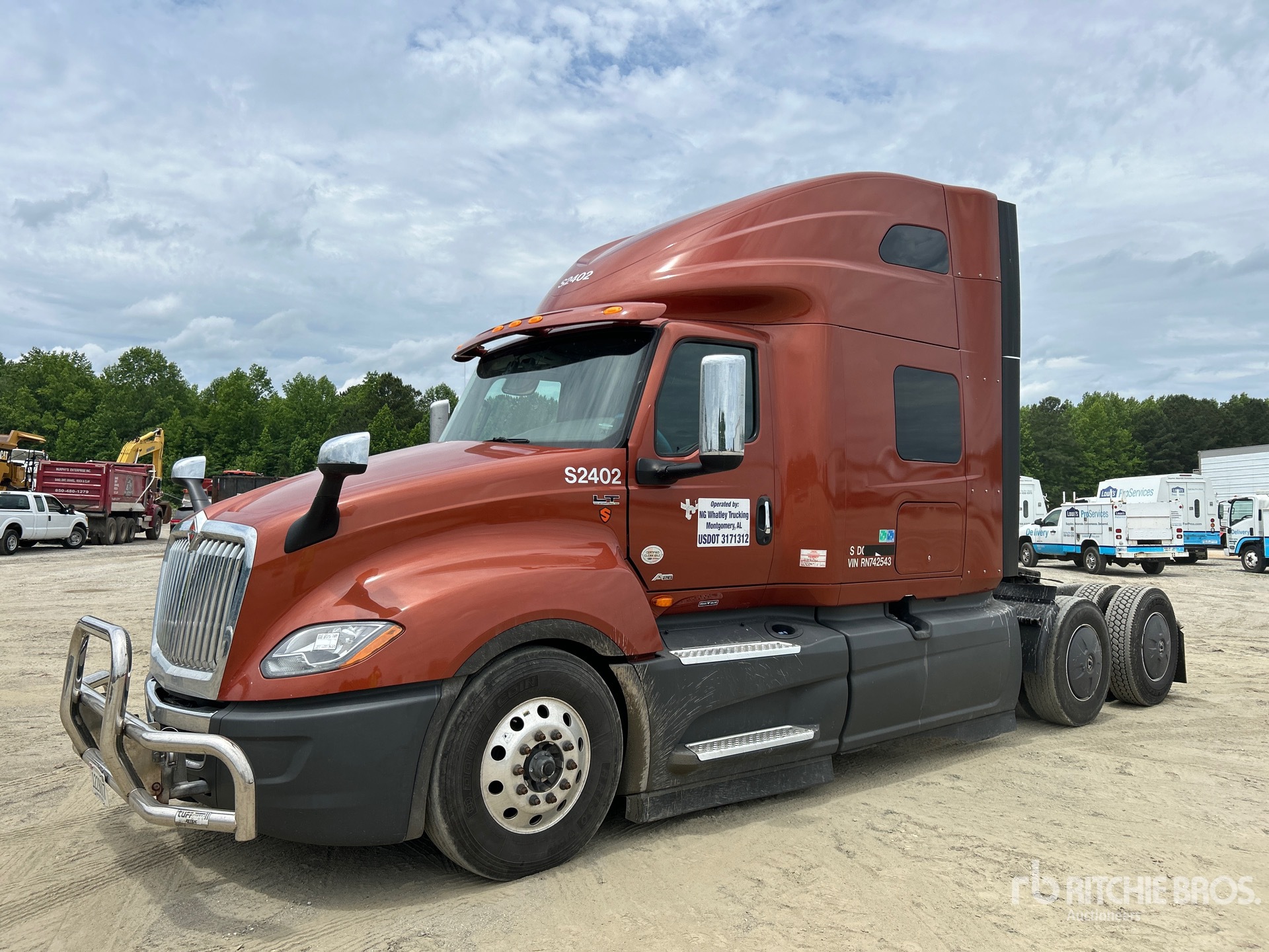 Photo of 2024 International LT625