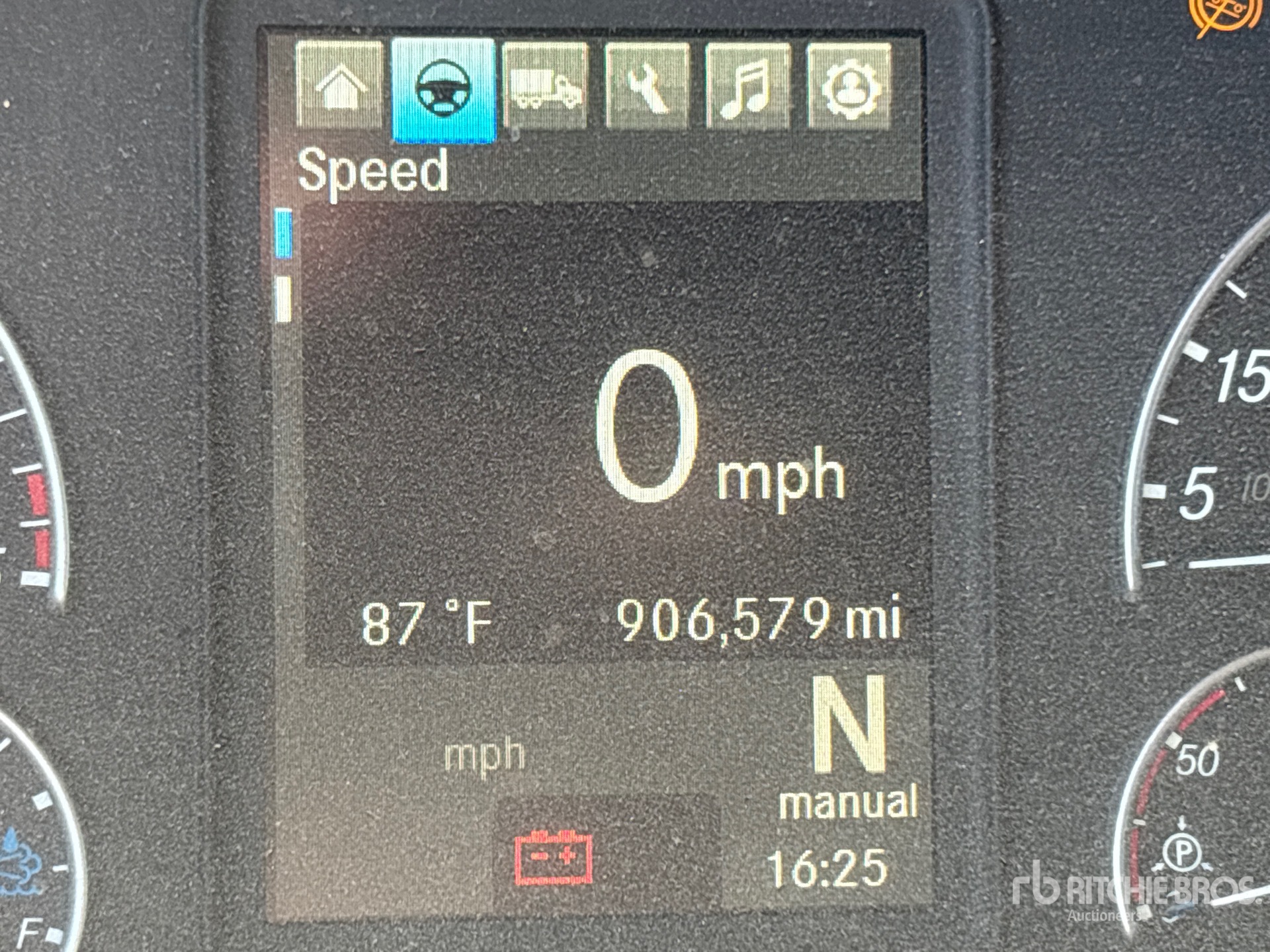 2018 Freightliner CASCADIA 126