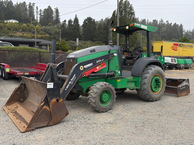 2018 John Deere 210L EP 4x4 Landscape Loader