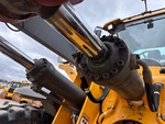Hydraulics with Bucket Tilt Cylinders