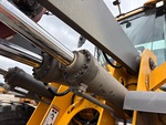 Hydraulics with Loader Lift Cylinders
